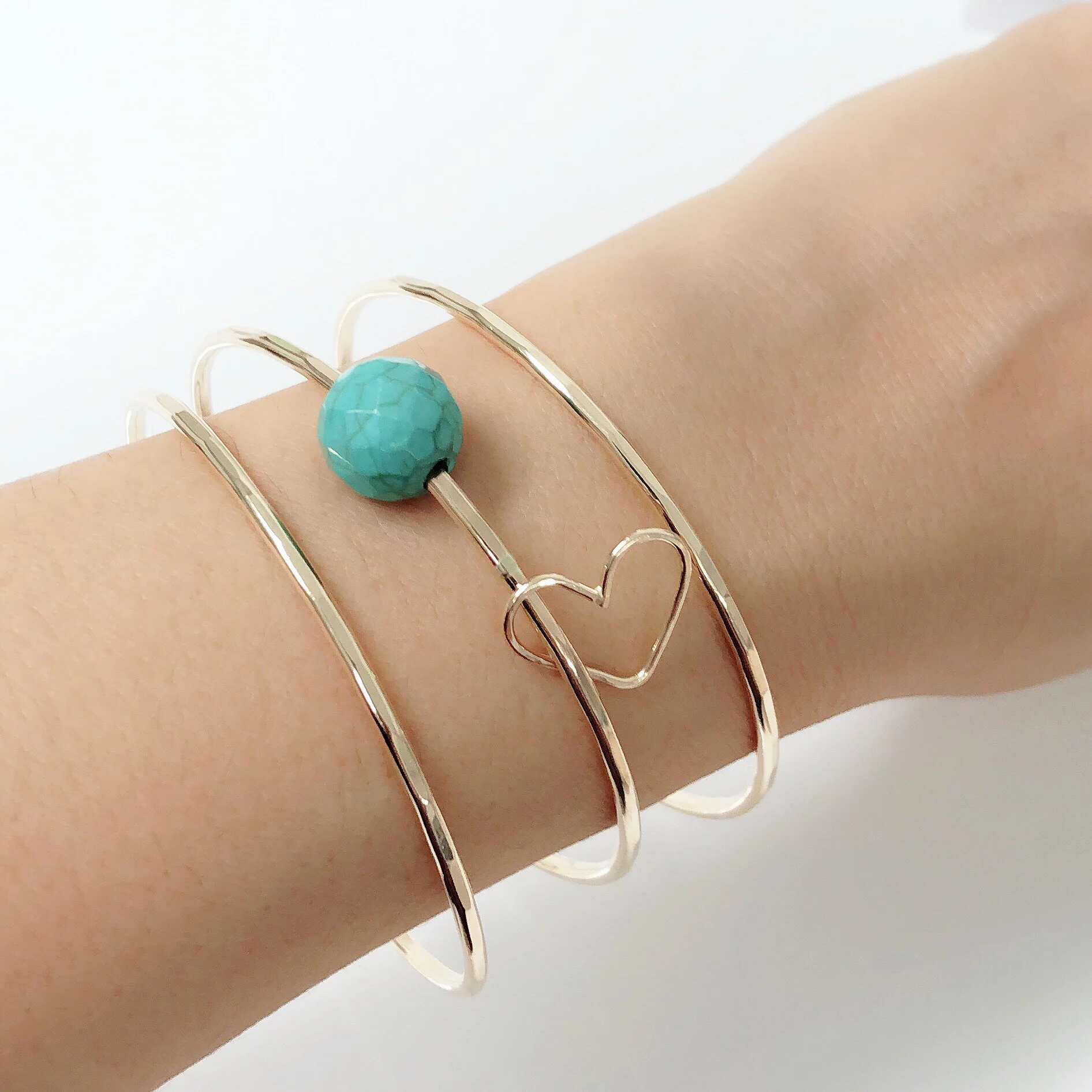 Turquoise bead bangle (B215) - Mitchell's Manufacturing Jewel