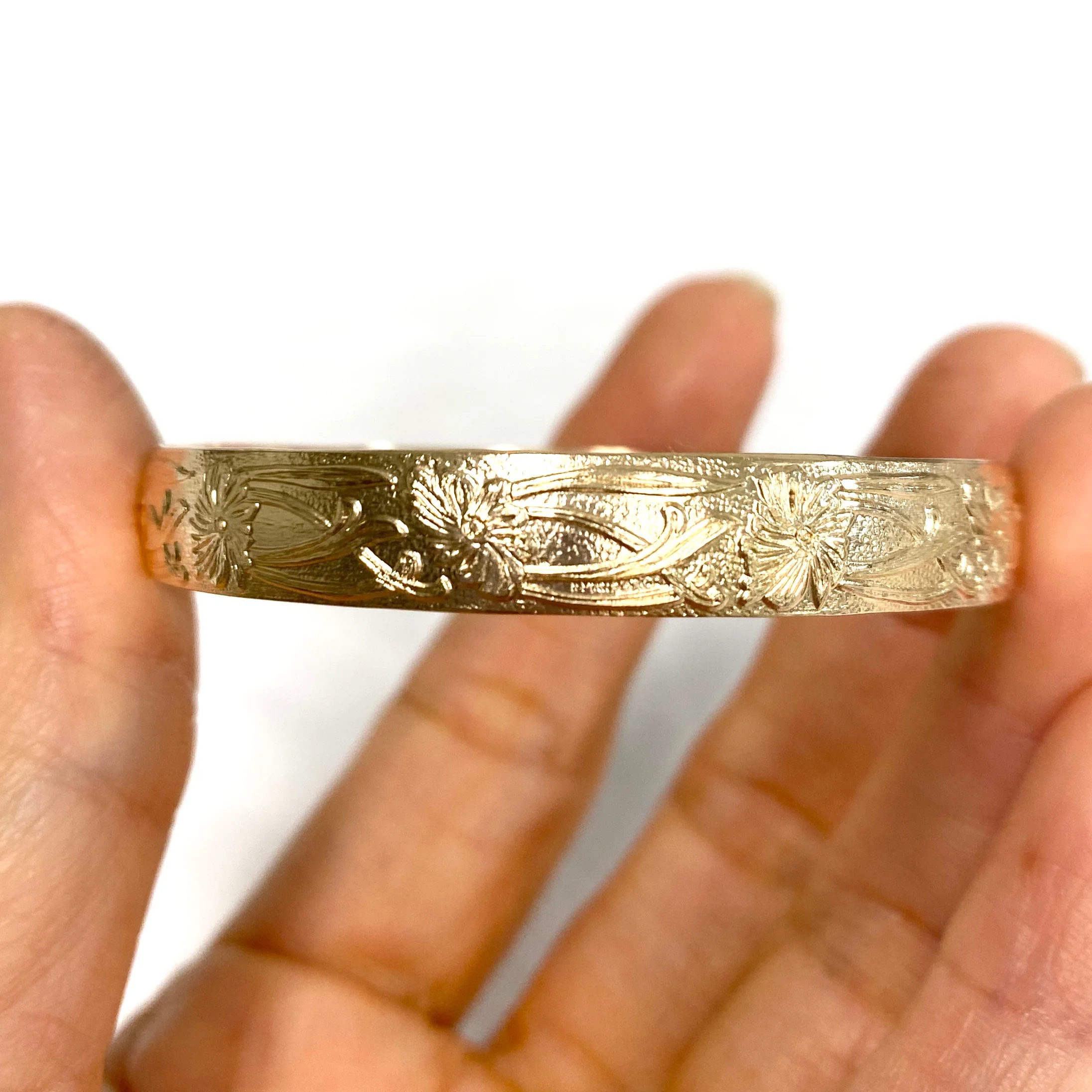 Bangle KEIKO - 8mm heirloom (B462) - Mitchell's Manufacturing Jewel