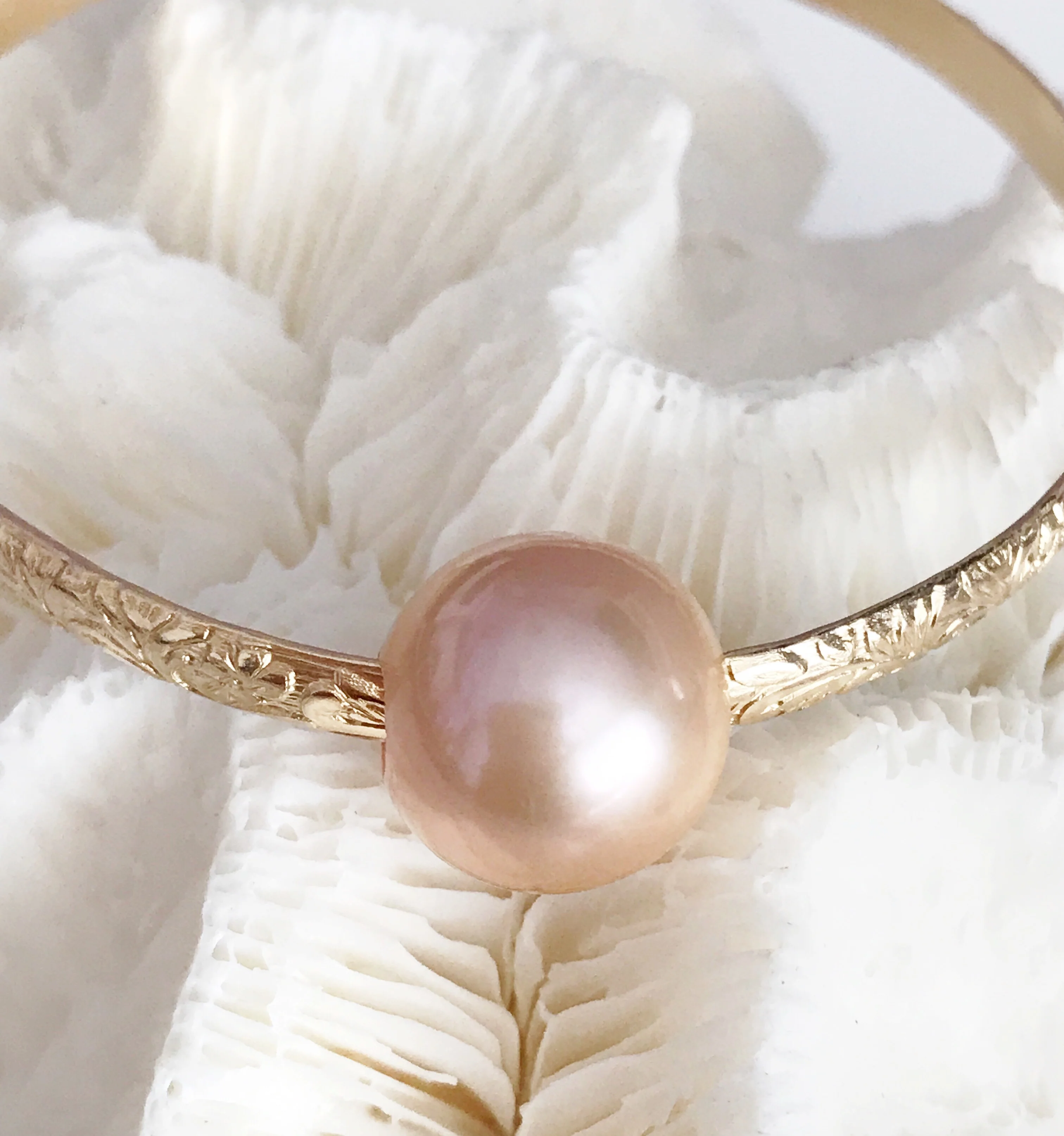 Bangle ALII - pink Edison pearl ( B315) - Mitchell's Manufacturing Jewel