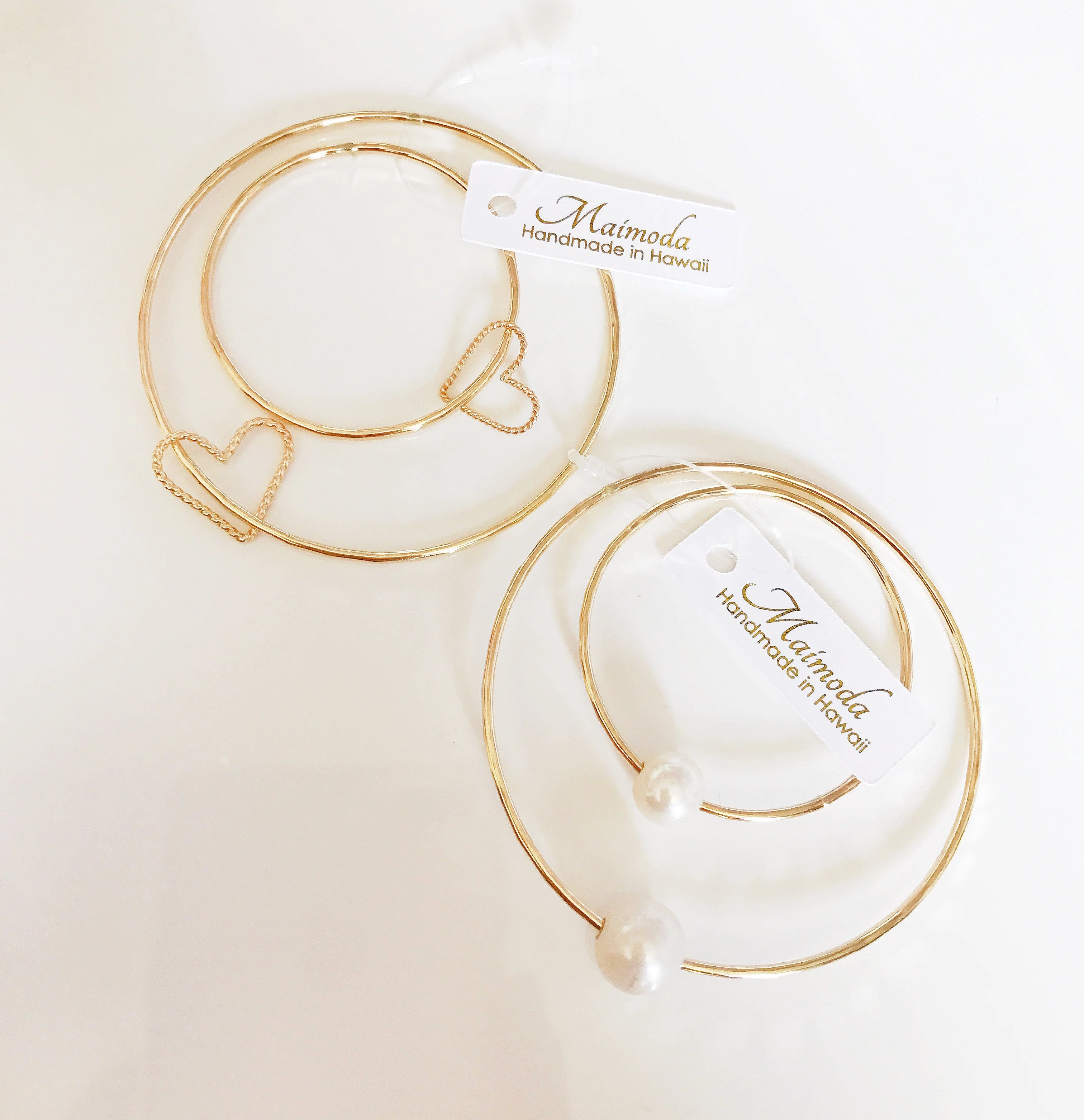 Amelia bangles set - white pearl (B154) - Mitchell's Manufacturing Jewel