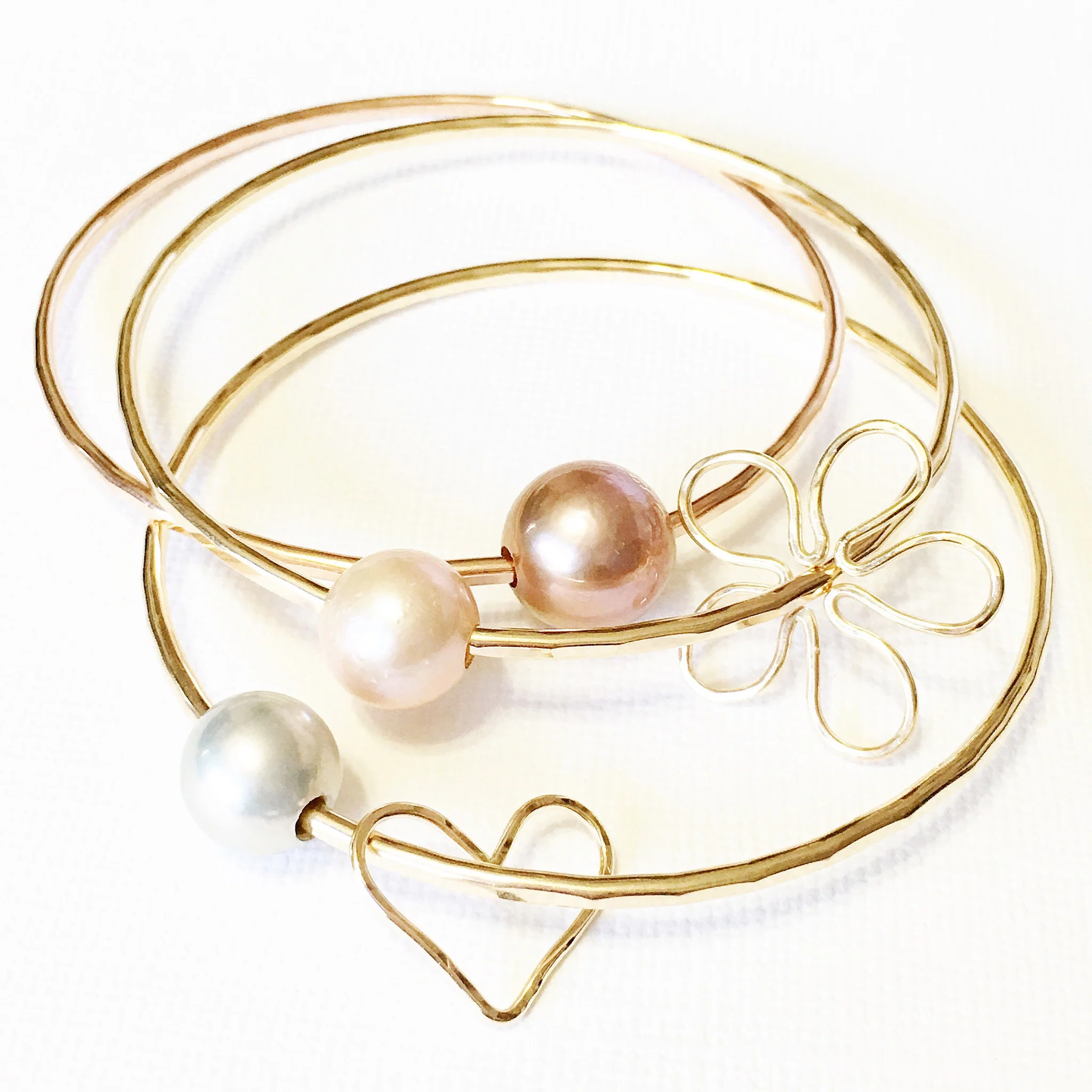 Bangle Viola - pink pearl (B290) - Mitchell's Manufacturing Jewel