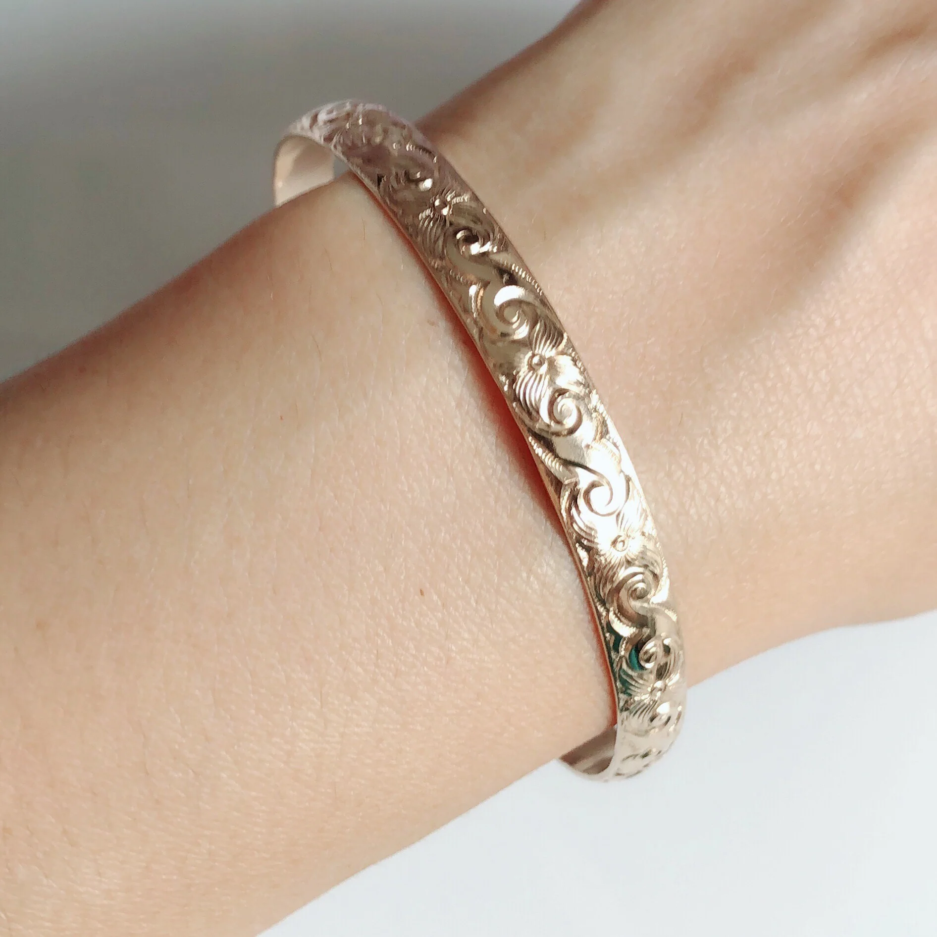 Bangle Jasmin - 6mm heirloom bangle (B423) - Mitchell's Manufacturing Jewel