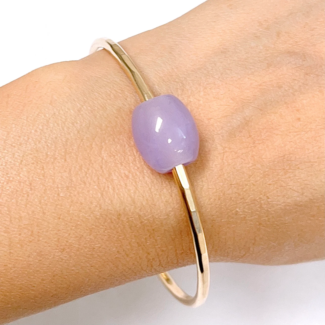 Bangle KEIKE - lavender jade bead (B551) - Mitchell's Manufacturing Jewel