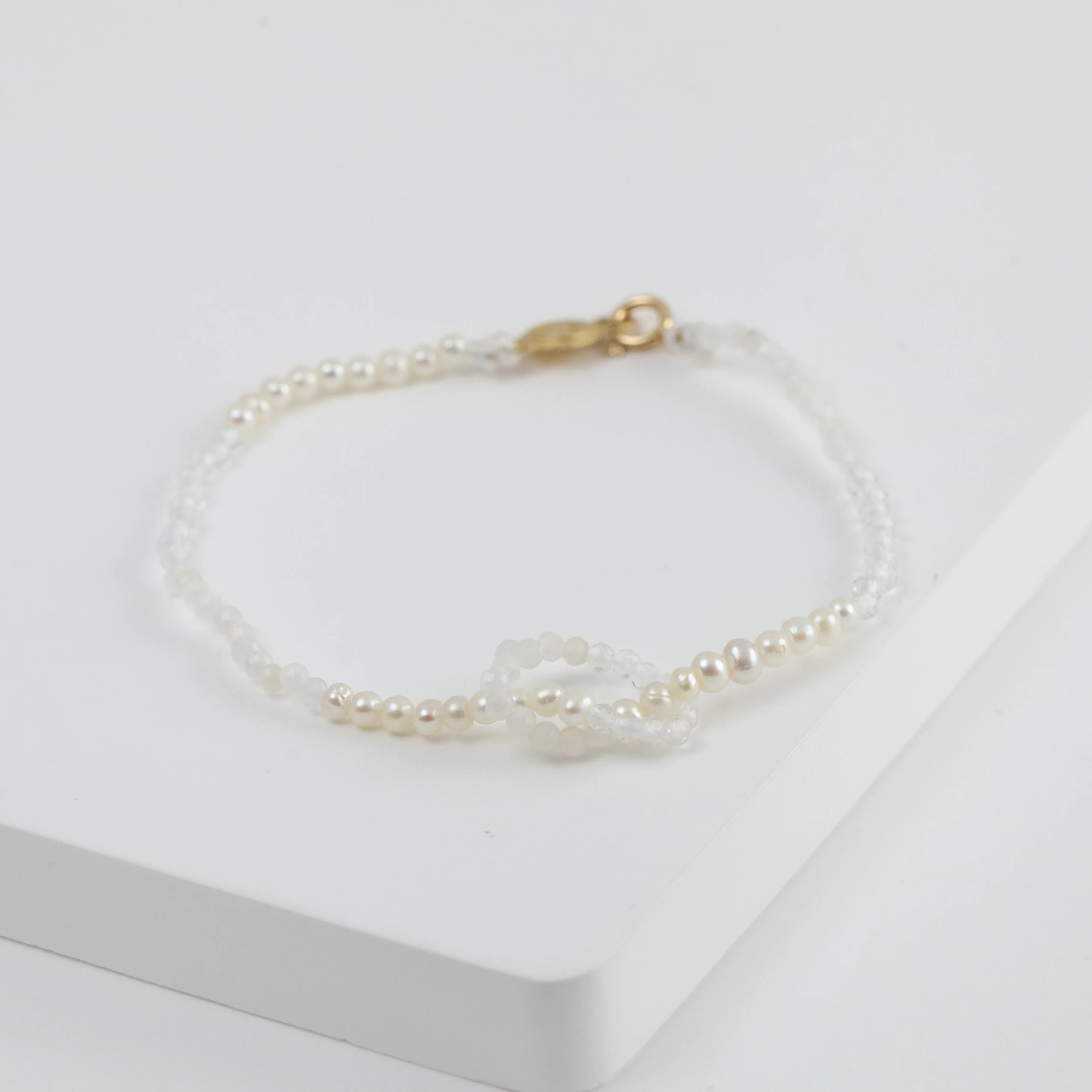 Lip smiley charm white gemstones beads bracelet - Mitchell's Manufacturing Jewel