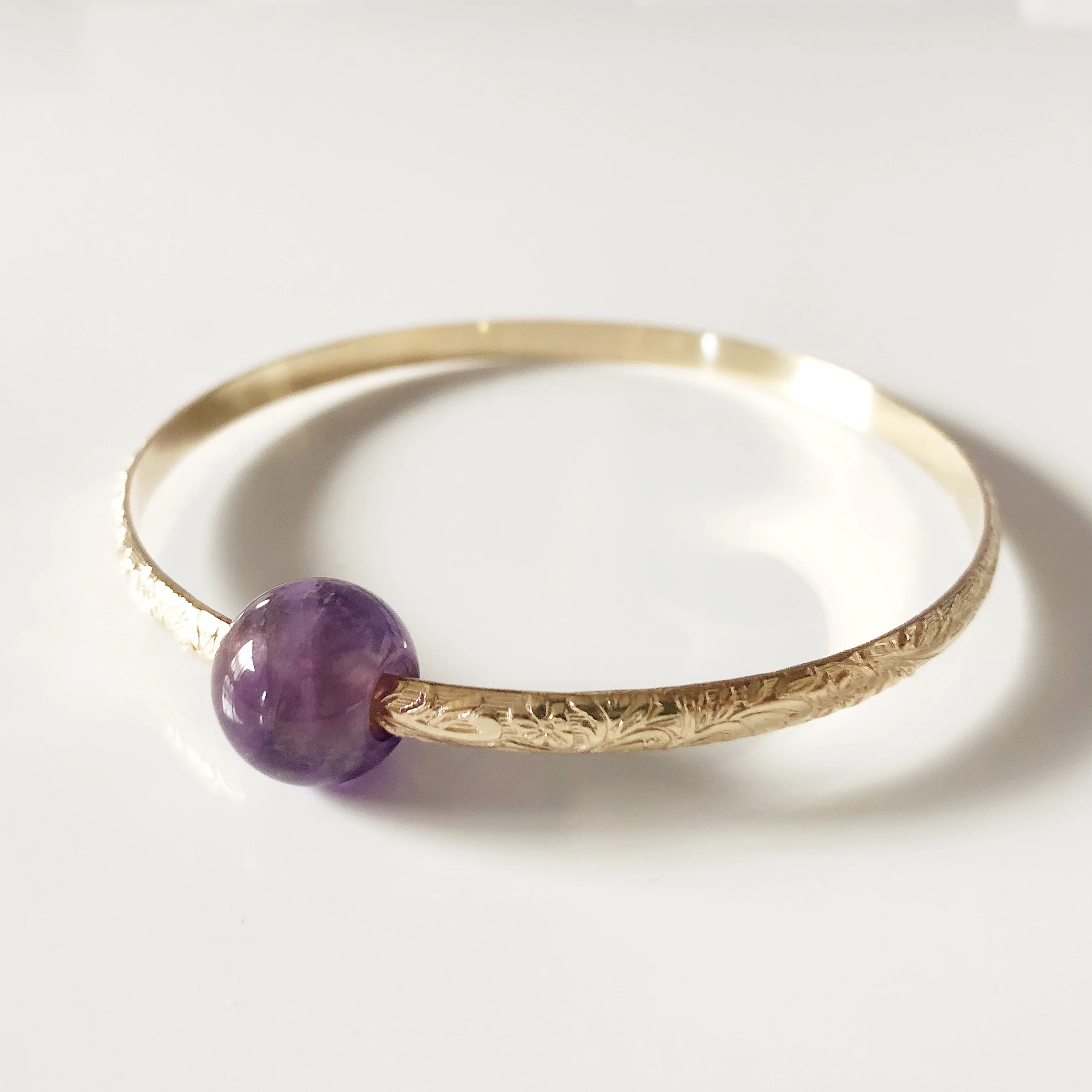 Bangle ALII - gemstones (B352) - Mitchell's Manufacturing Jewel