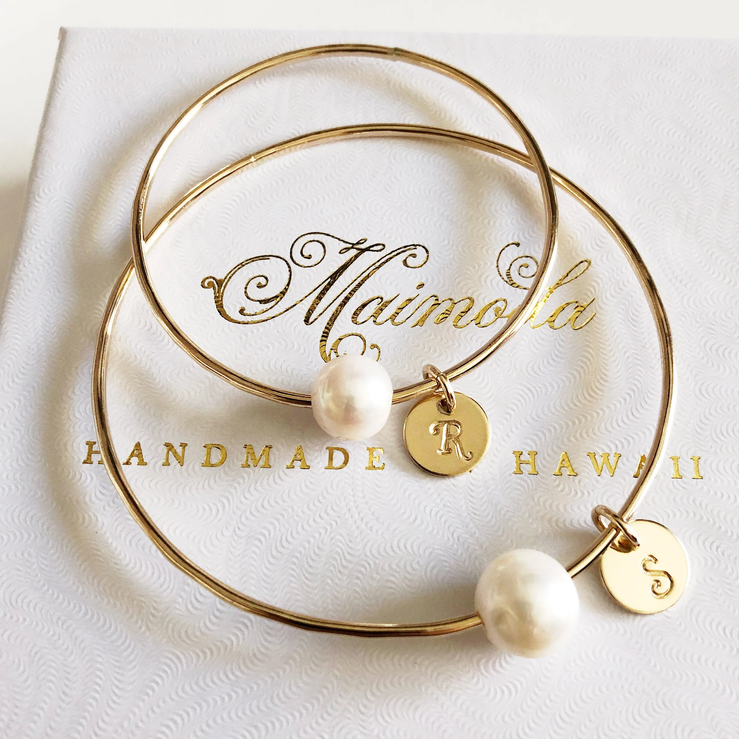 Amelia bangles set - white pearl (B154) - Mitchell's Manufacturing Jewel