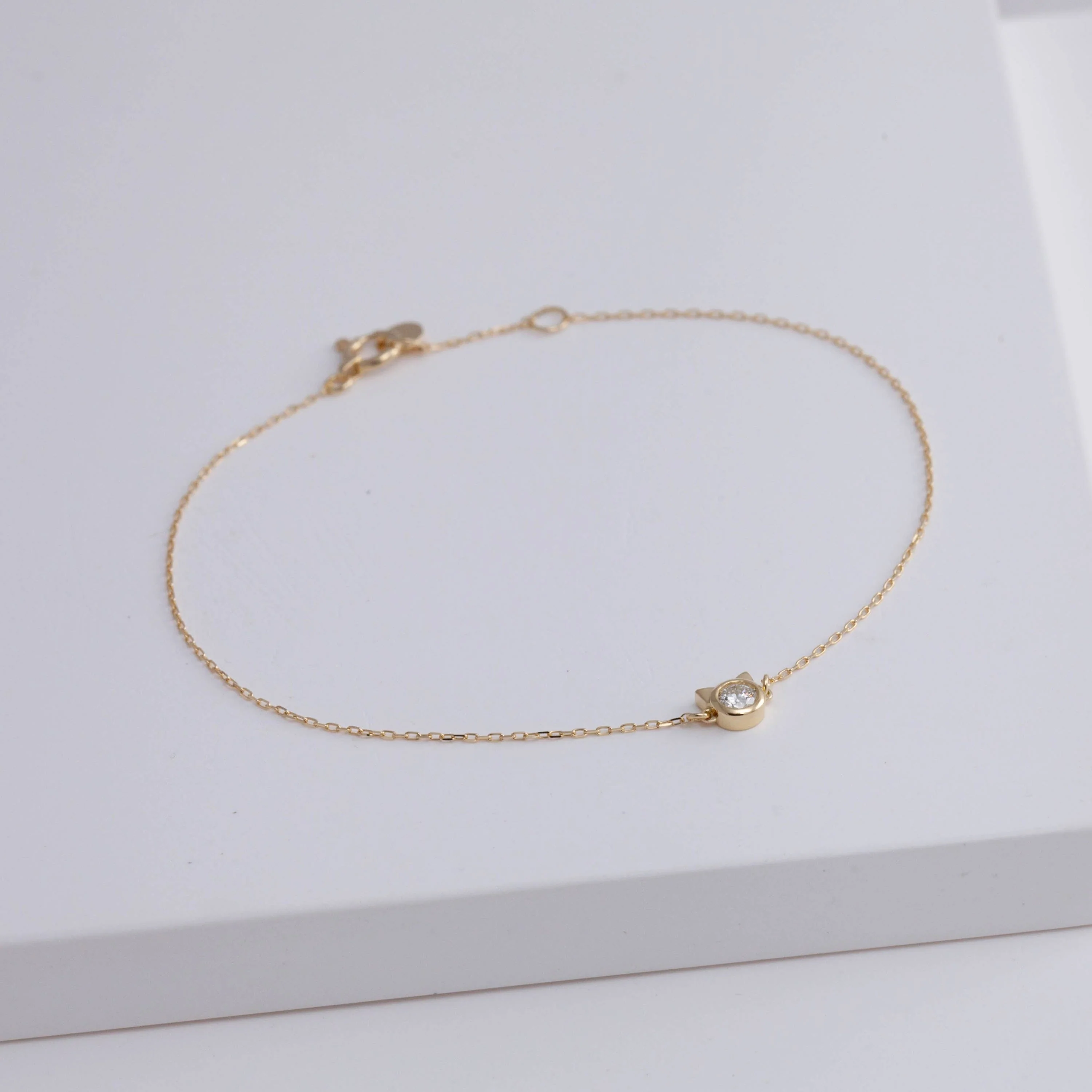 Cat diamond bracelet - Mitchell's Manufacturing Jewel
