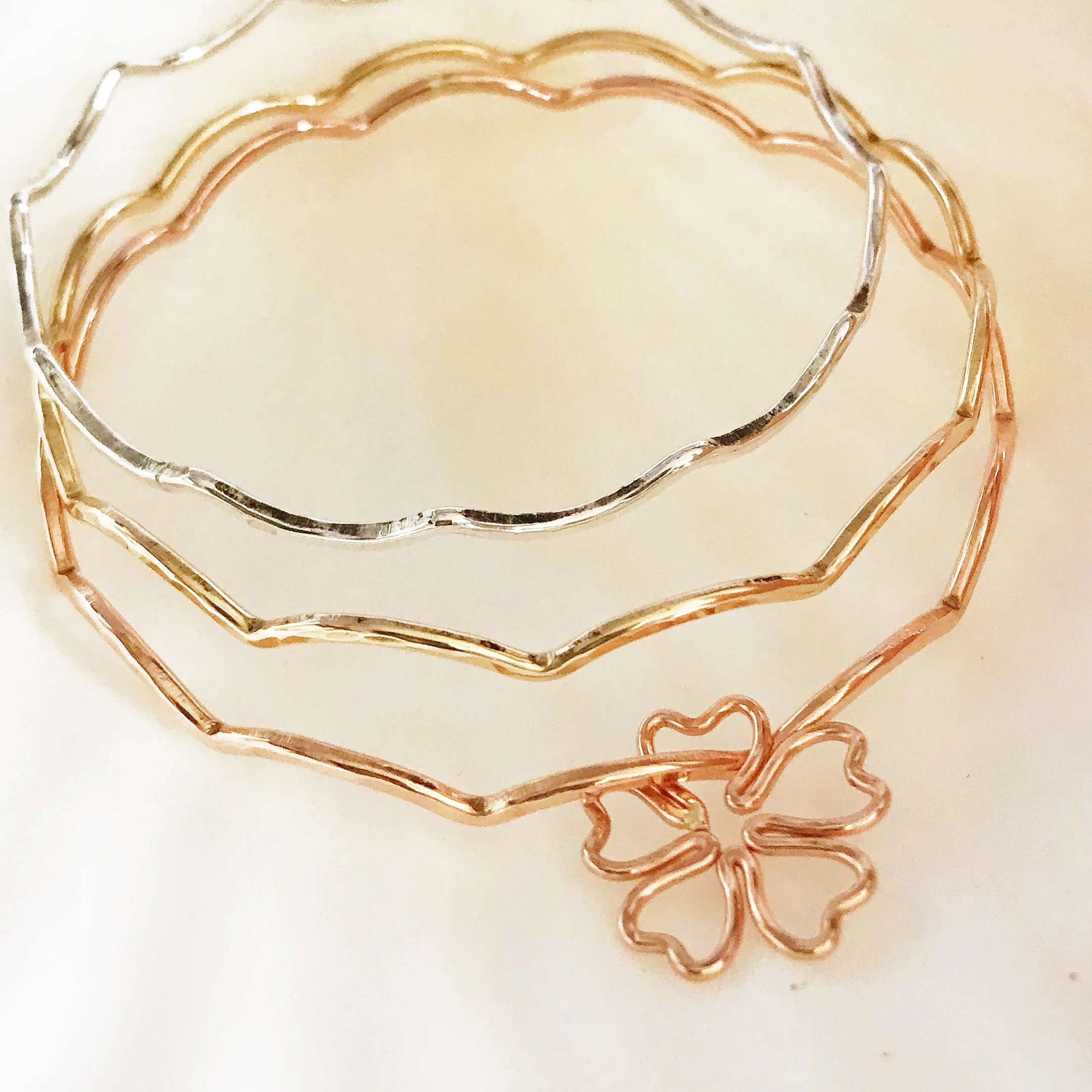 Bangle TOMI (B335) - Mitchell's Manufacturing Jewel