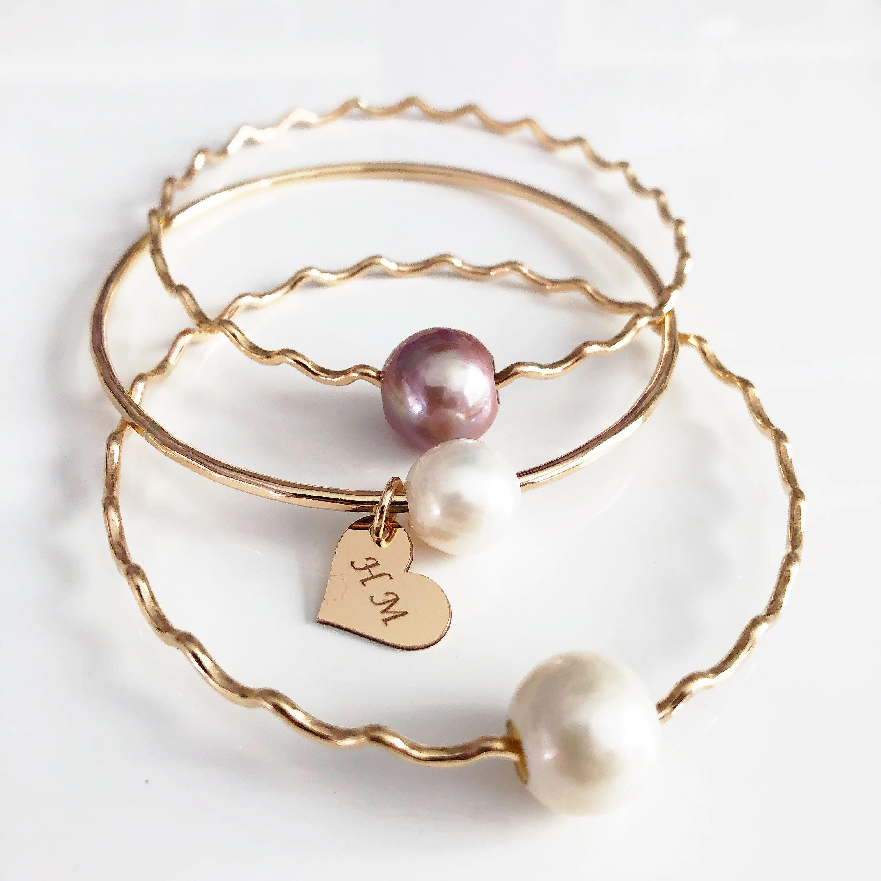 Bangle UNAHI - lavender pearl (B428) - Mitchell's Manufacturing Jewel
