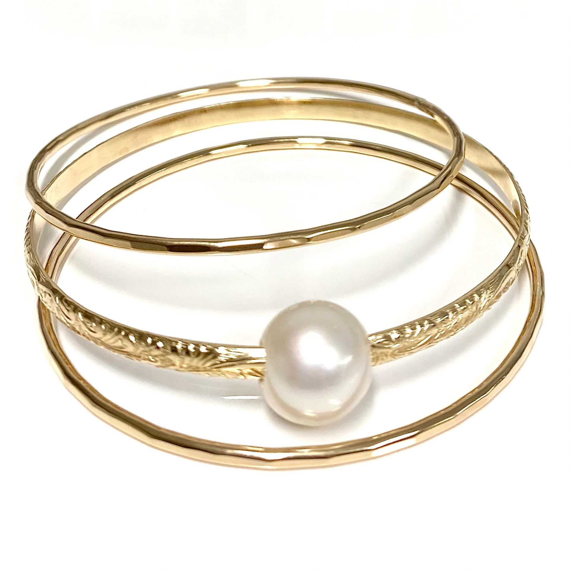 MOANI bangles set - white Edison pearl (B542) - Mitchell's Manufacturing Jewel