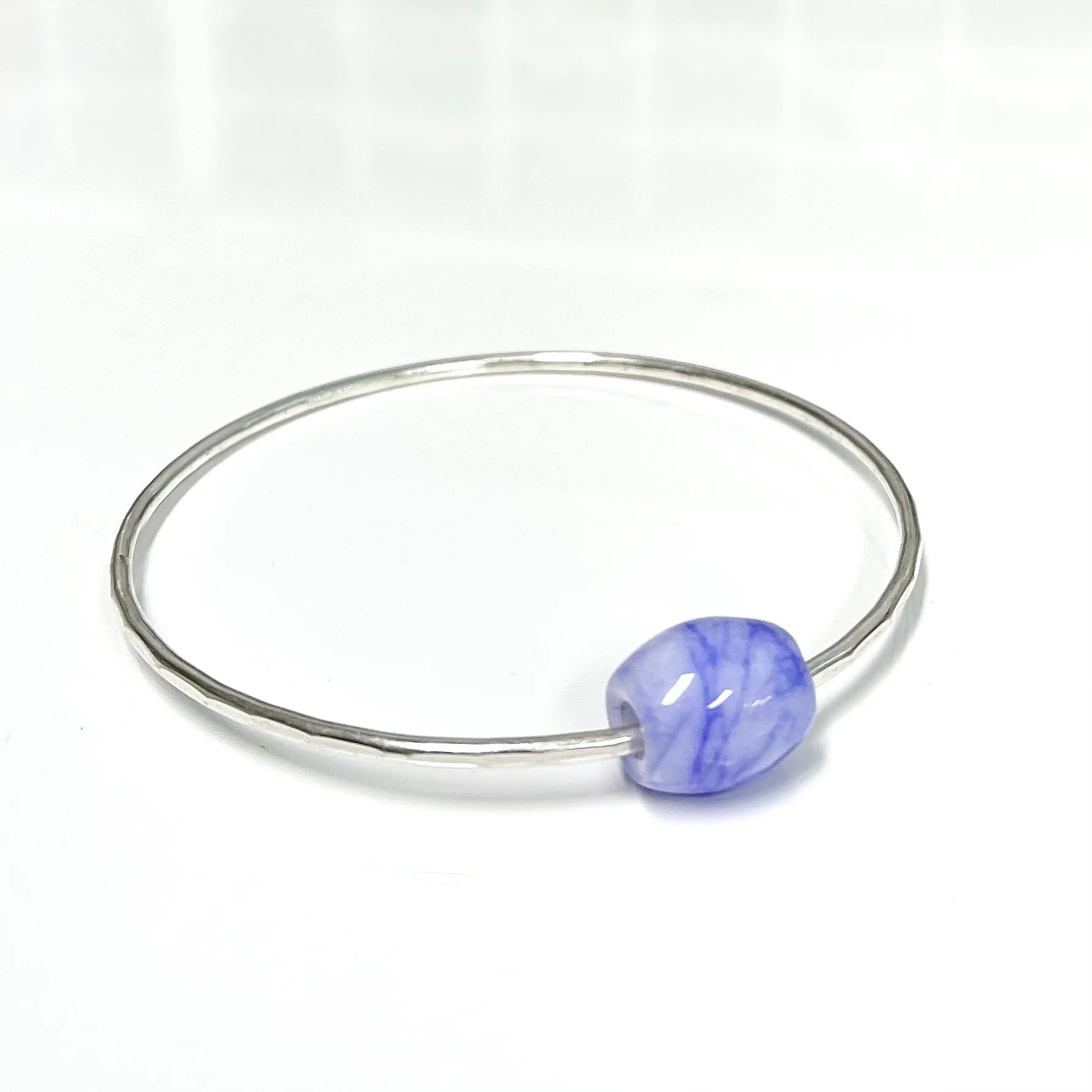 Bangle KEIKE - lavender jade bead bangle (B549) - Mitchell's Manufacturing Jewel