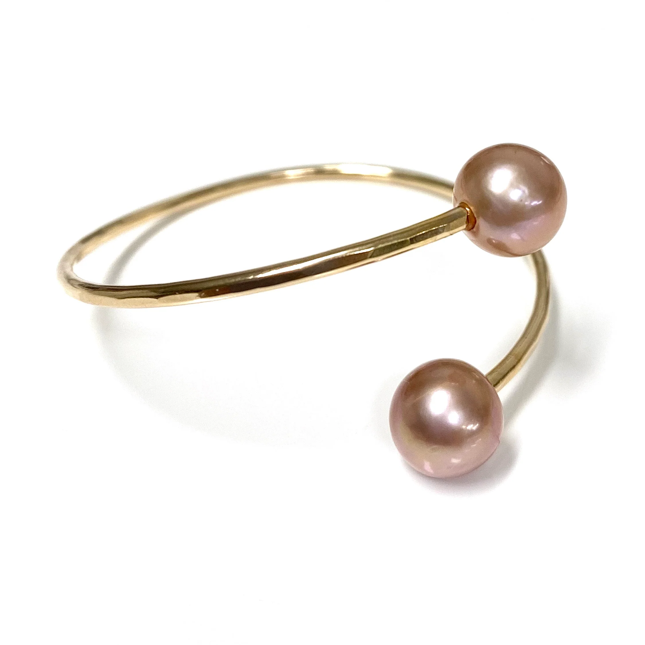 Cuff Leia - pink Edison pearls (B353) - Mitchell's Manufacturing Jewel