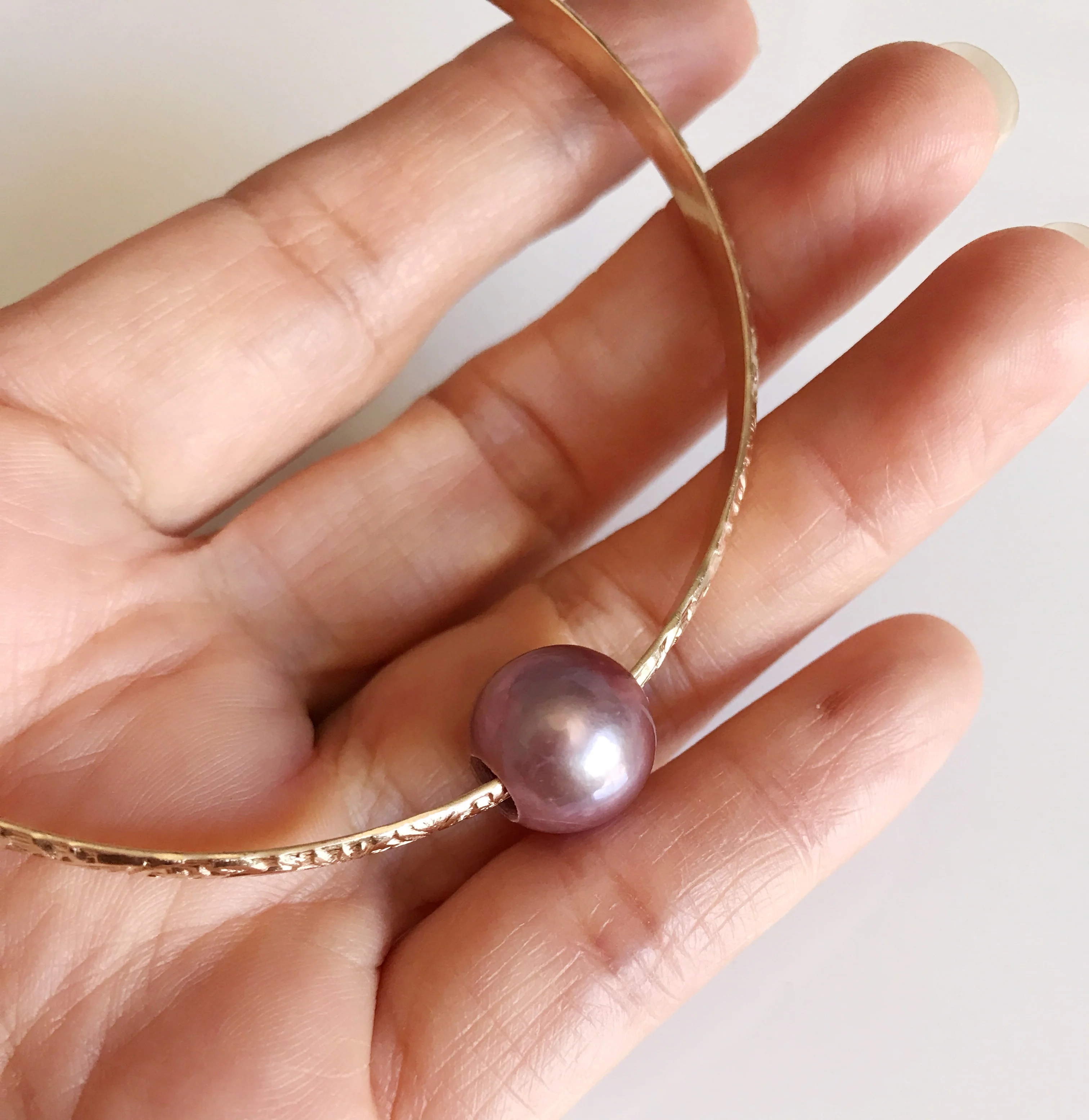 Bangle ALII - lavender Edison pearl (B343) - Mitchell's Manufacturing Jewel