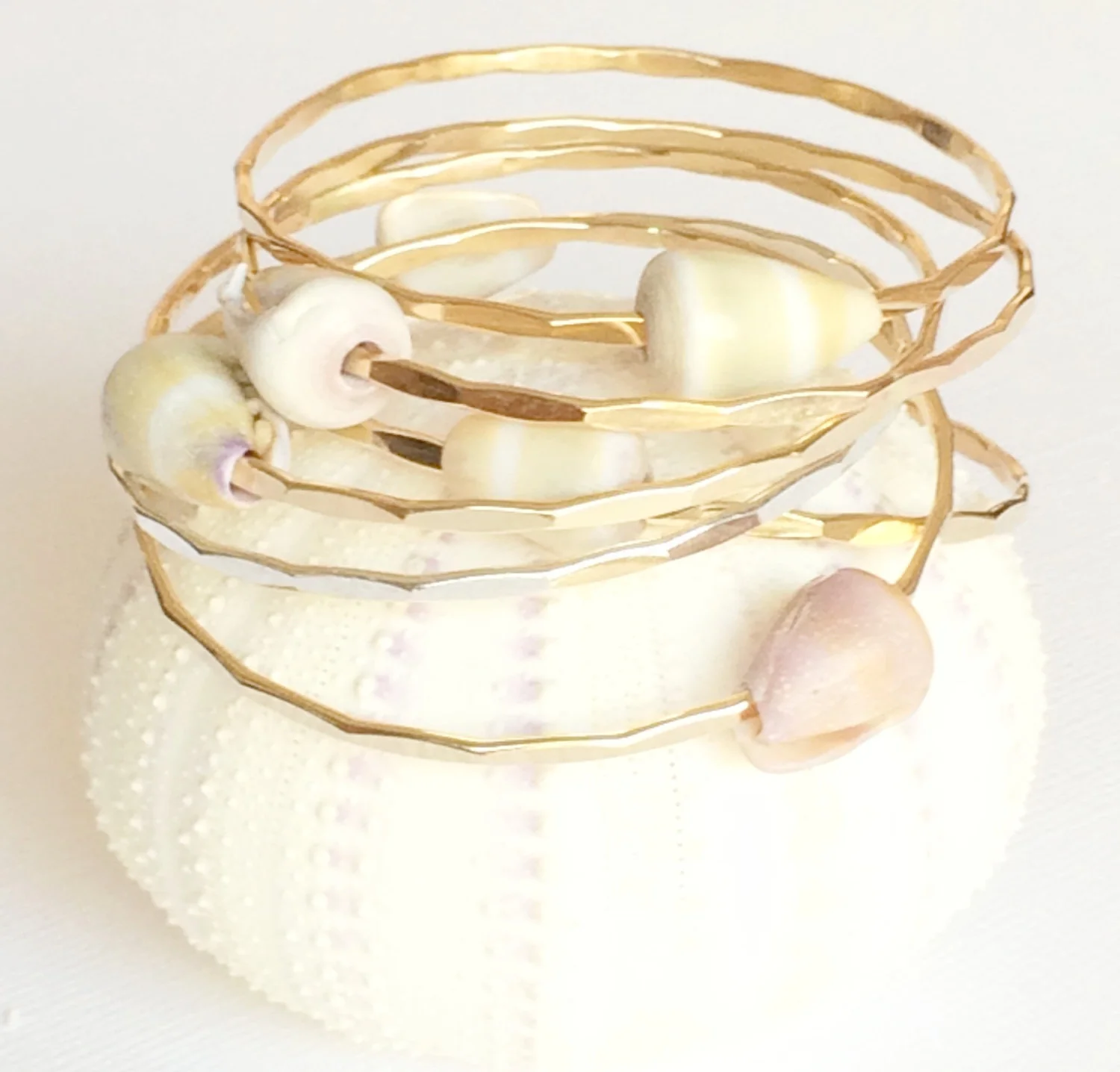 Bangle Kai (B120) - Mitchell's Manufacturing Jewel