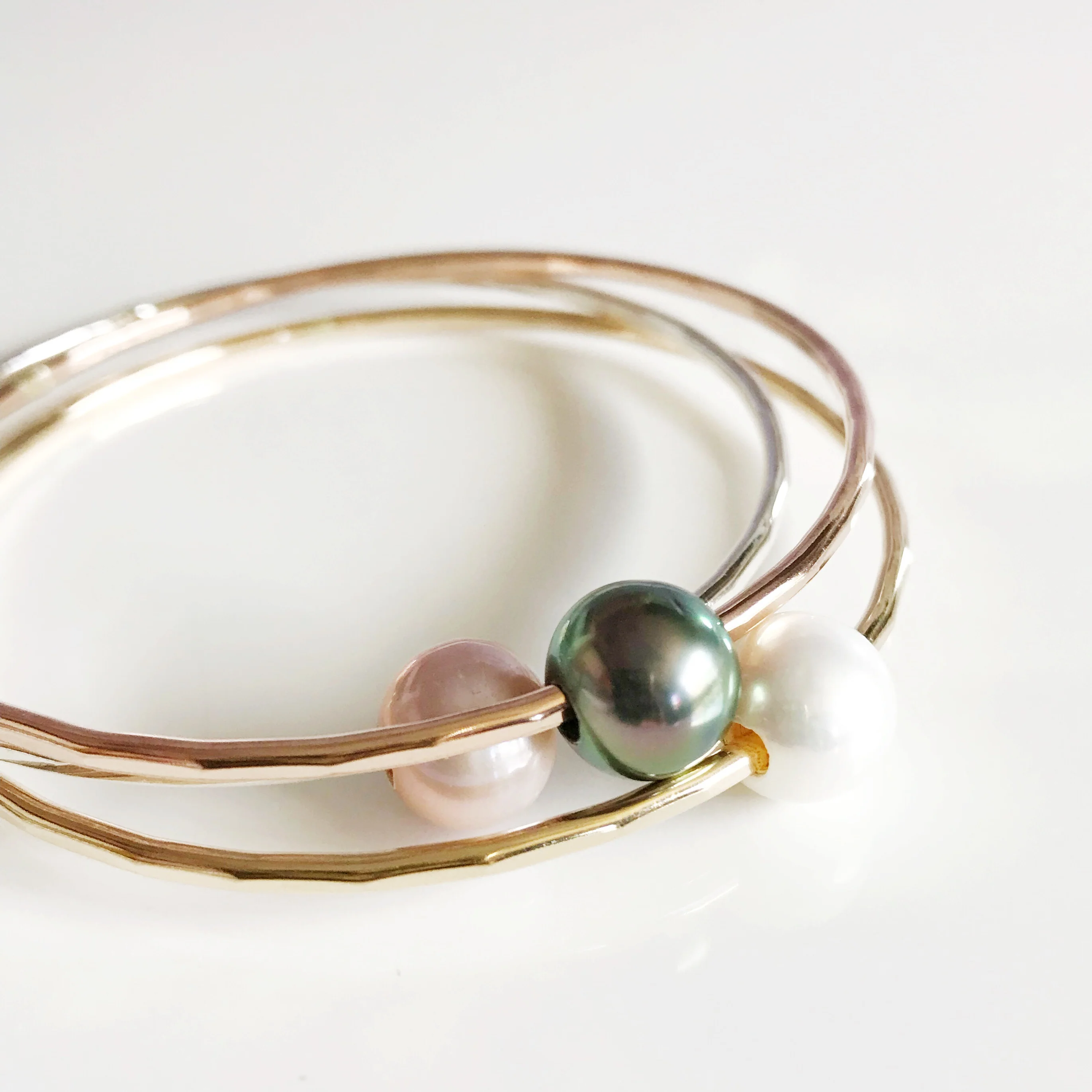 Camelia bangles set (B235) - Mitchell's Manufacturing Jewel
