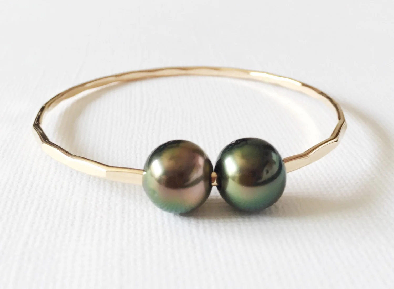 Bangle Ani (B232) - Mitchell's Manufacturing Jewel