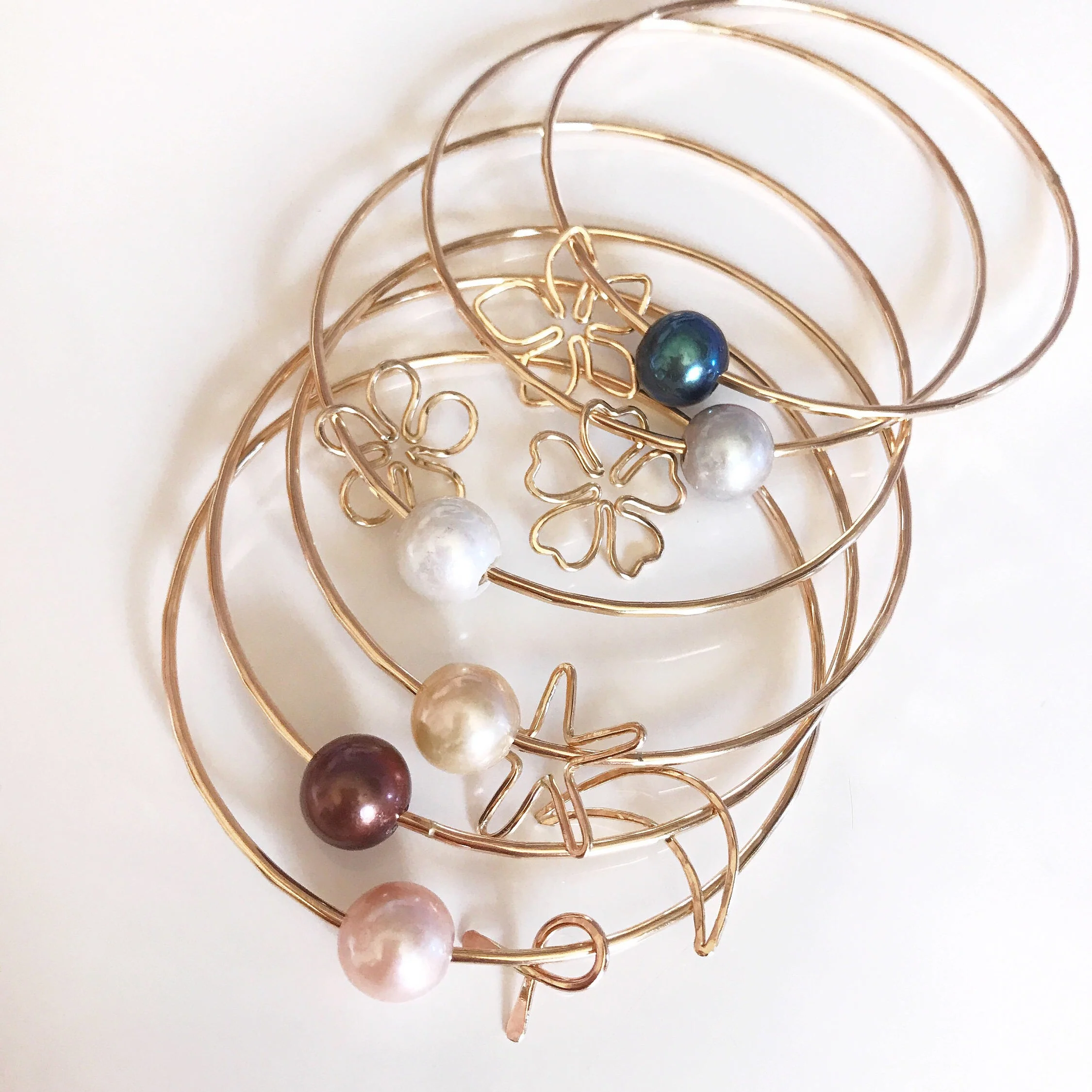Starfish charm bangle - Fresh water pearl (B347) - Mitchell's Manufacturing Jewel
