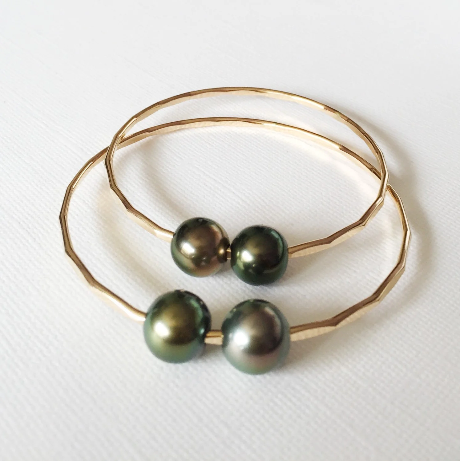 Bangle Ani (B232) - Mitchell's Manufacturing Jewel