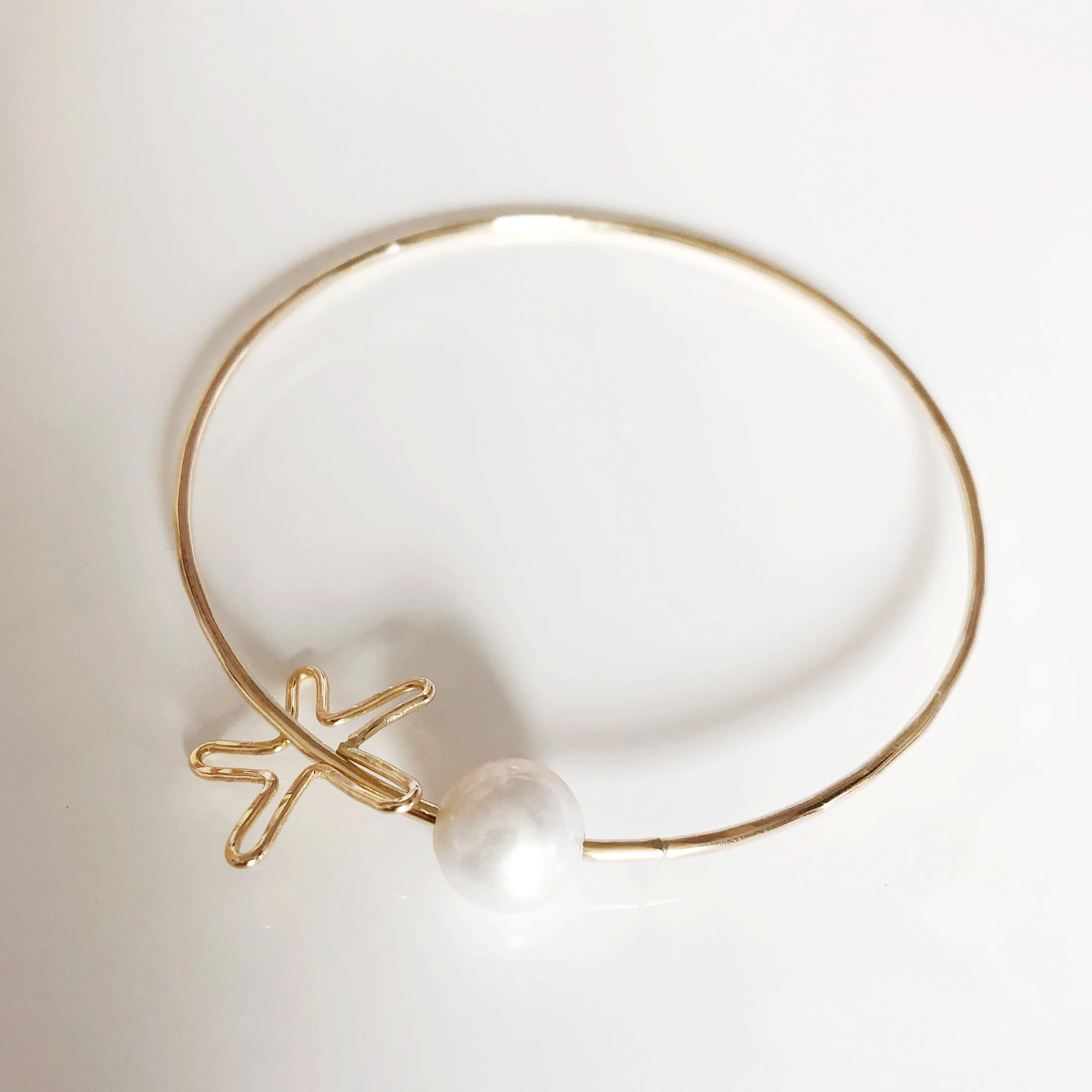 Starfish charm bangle - Fresh water pearl (B347) - Mitchell's Manufacturing Jewel