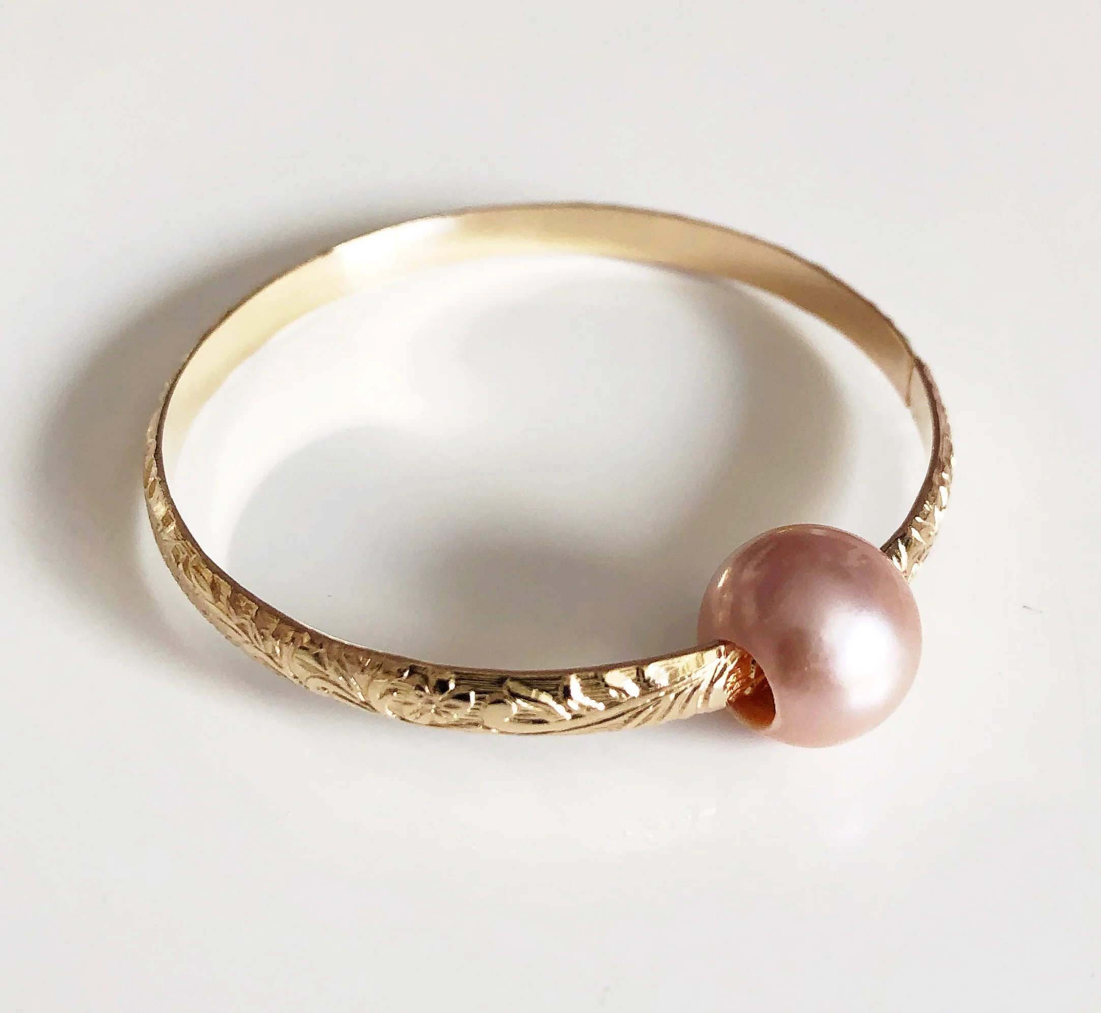 Bangle GIGI - pink Edison pearl (B408) - Mitchell's Manufacturing Jewel