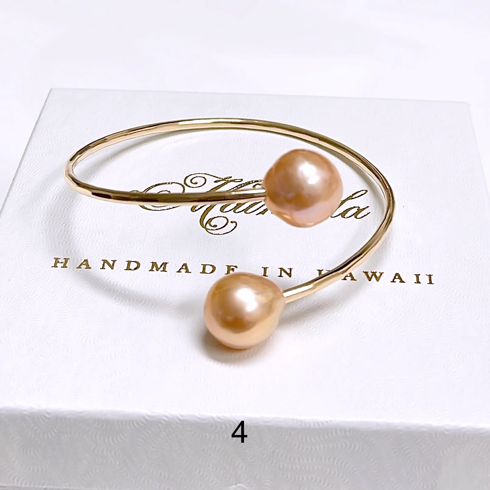 Baroque Edison pearls cuff - Mitchell's Manufacturing Jewel