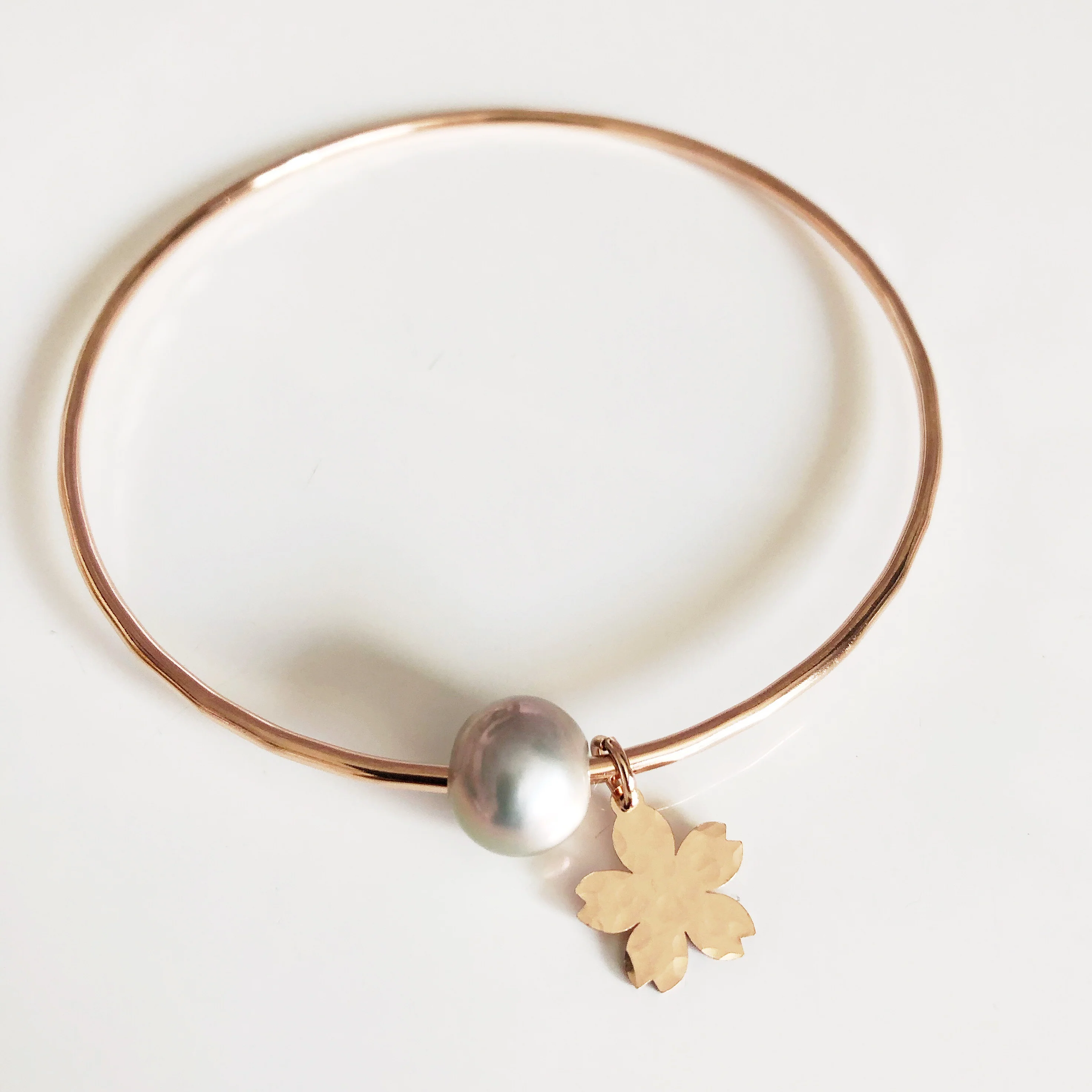 Bangle SAKURA - pink Edison pearl (B411) - Mitchell's Manufacturing Jewel