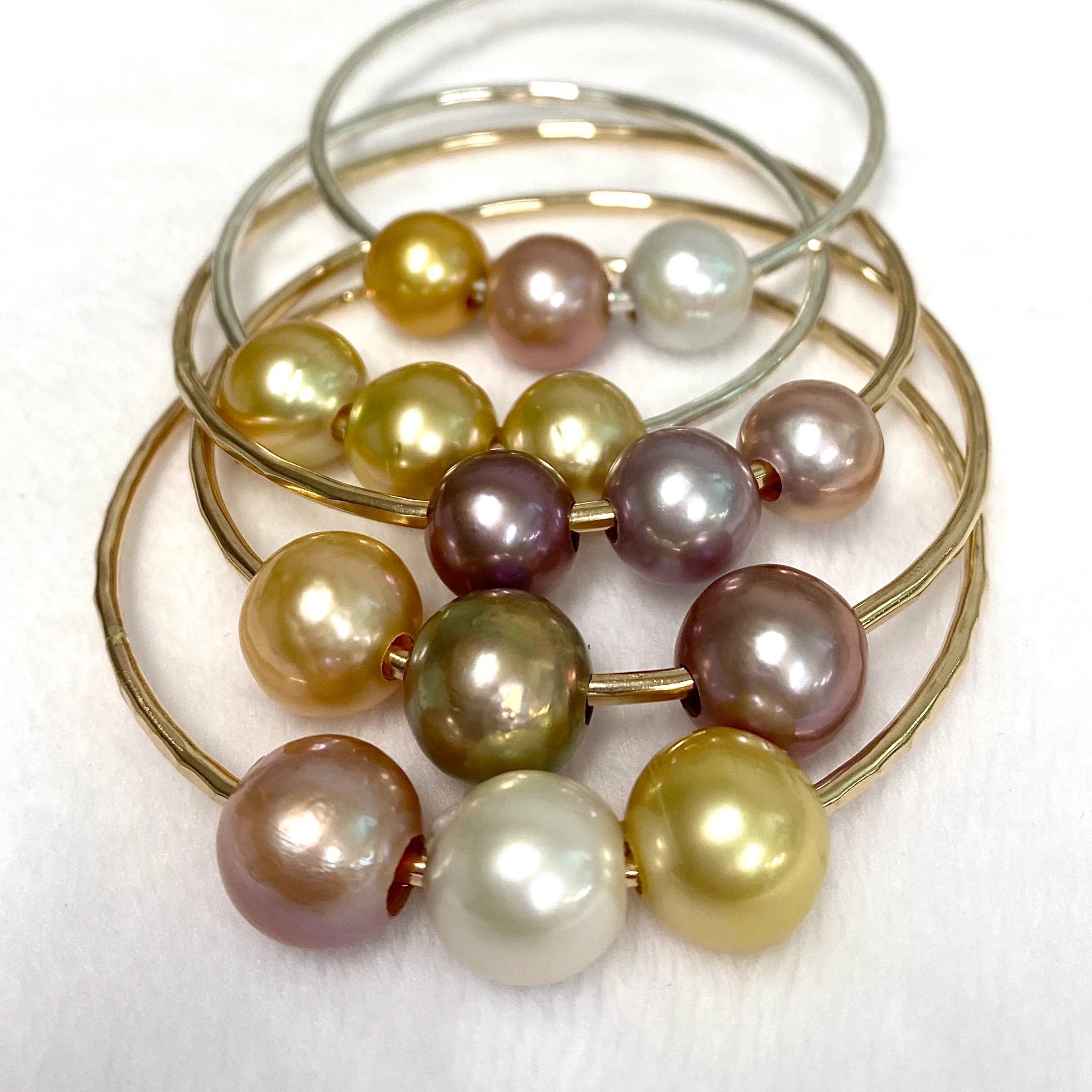 Bangle PAIGE - pink, white Edison & south sea pearl (B472) - Mitchell's Manufacturing Jewel