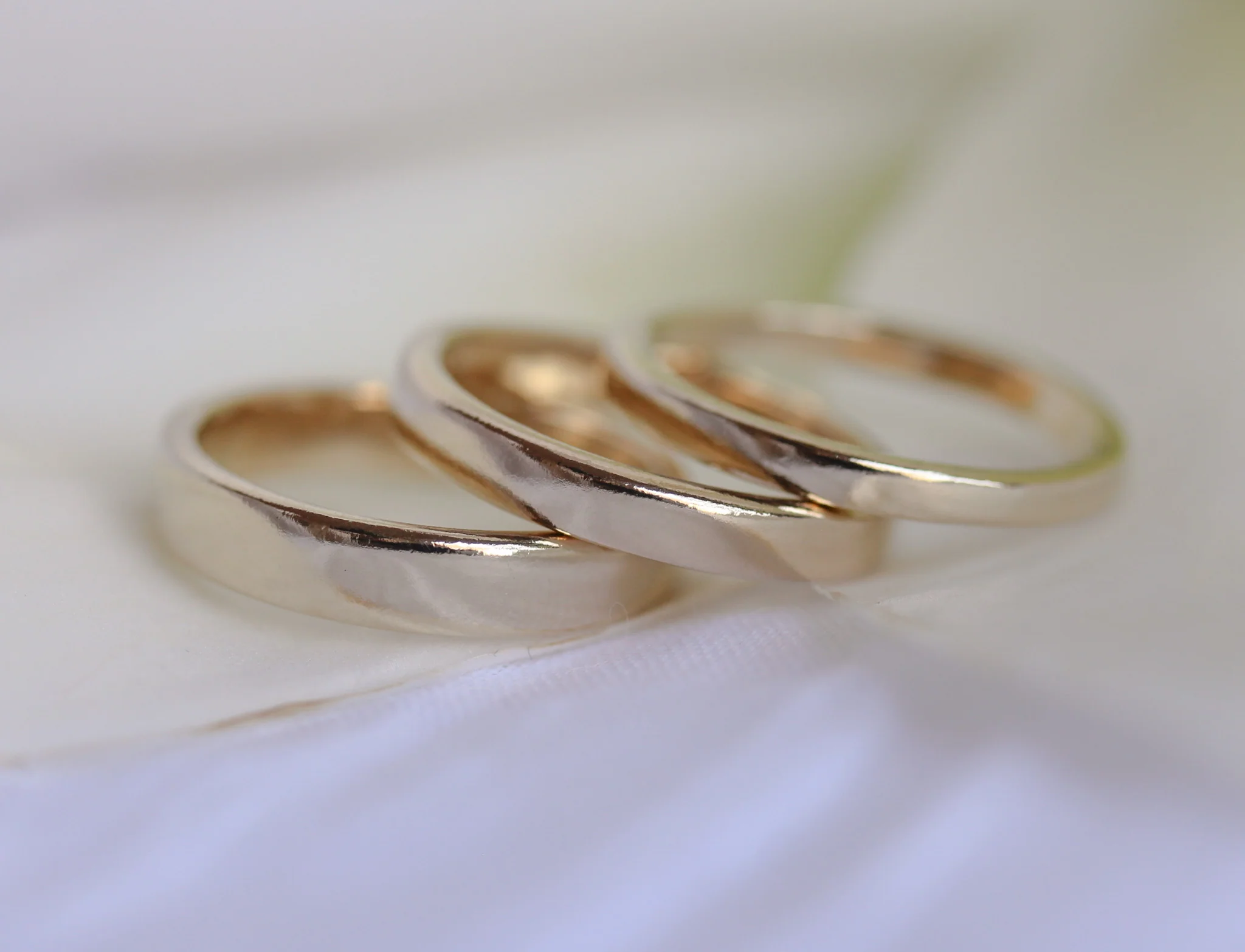 The Monument Flat Band - Mitchell's Manufacturing Jewel