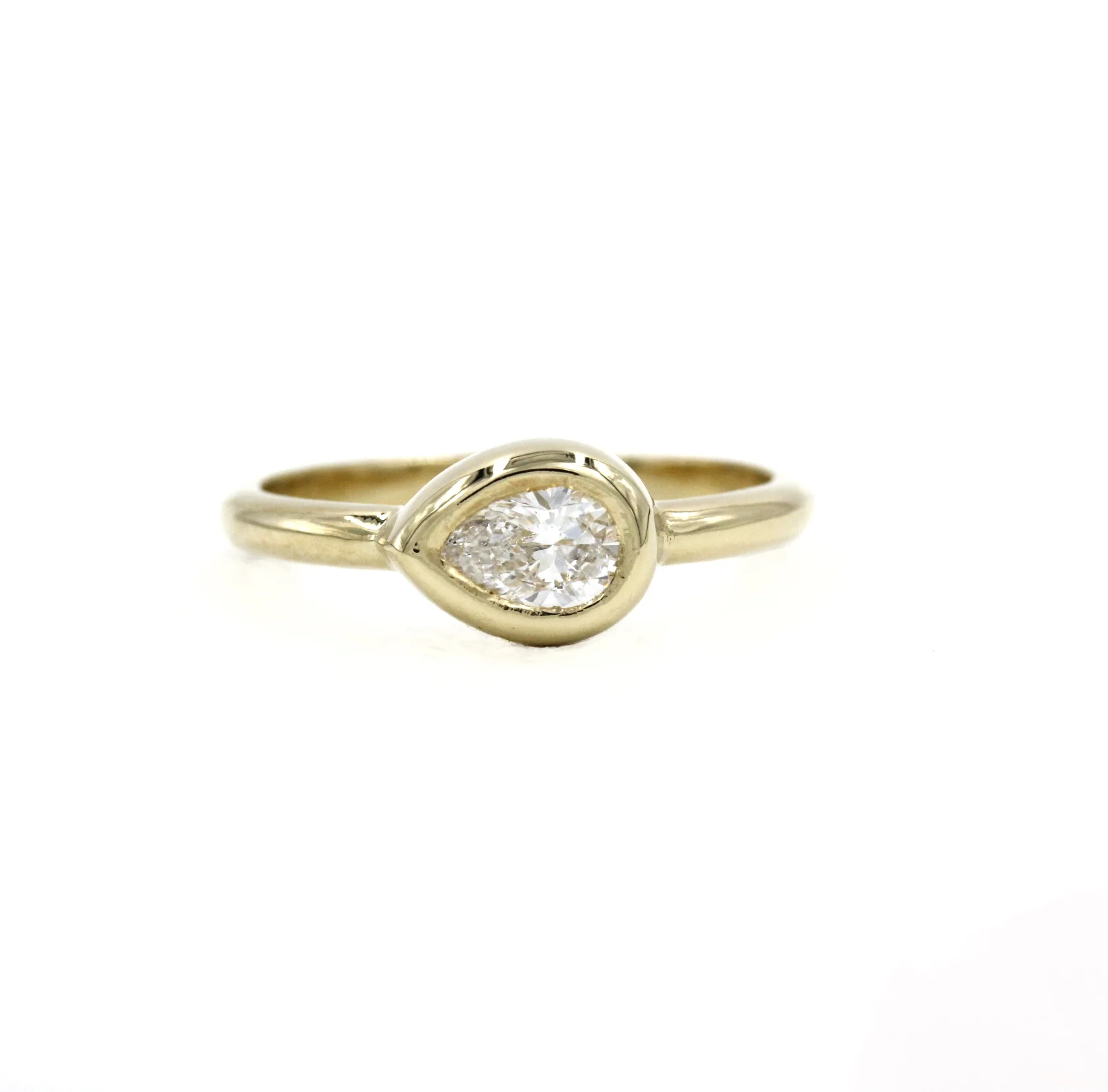 The Lyric Pear Grande: A 14k Gold Hand-Carved Diamond Ring - Mitchell's Manufacturing Jewel