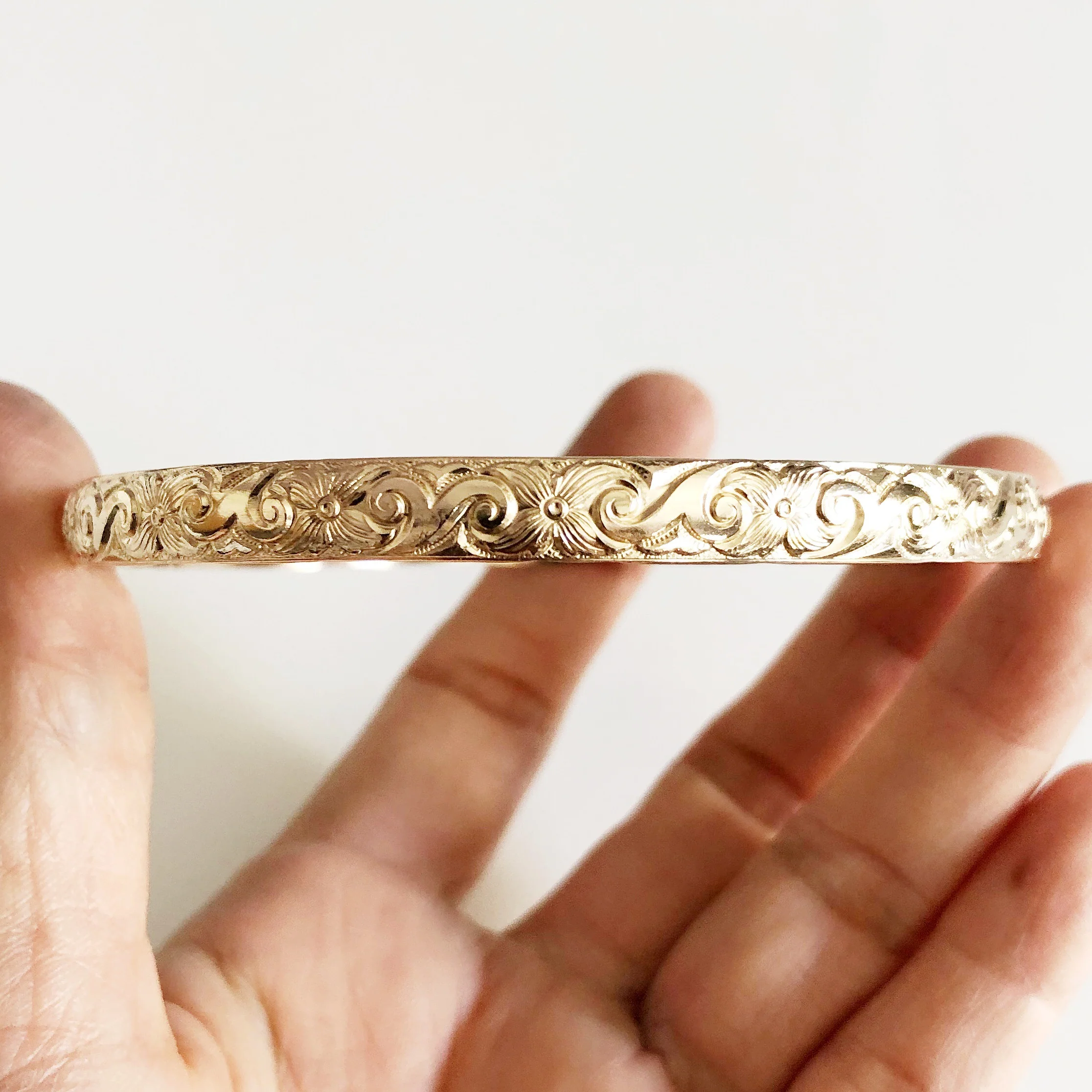 Bangle Jasmin - 6mm heirloom bangle (B423) - Mitchell's Manufacturing Jewel