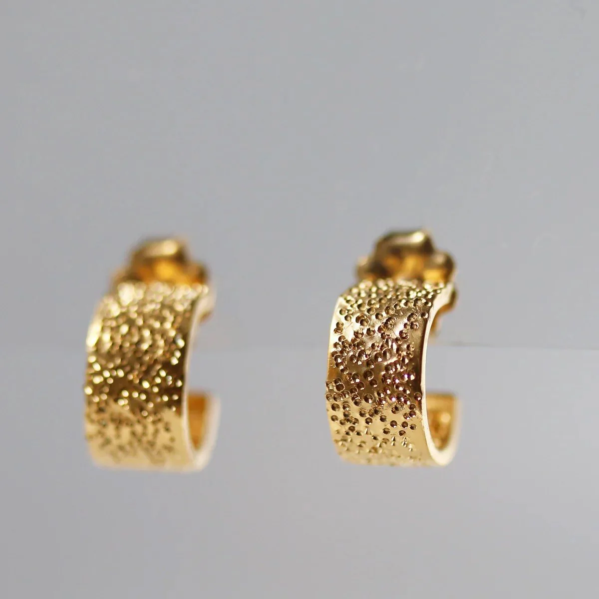 Grand Huggie Hoops - Diamond Dusted Gold Vermeil - 12 mm - Mitchell's Manufacturing Jewel
