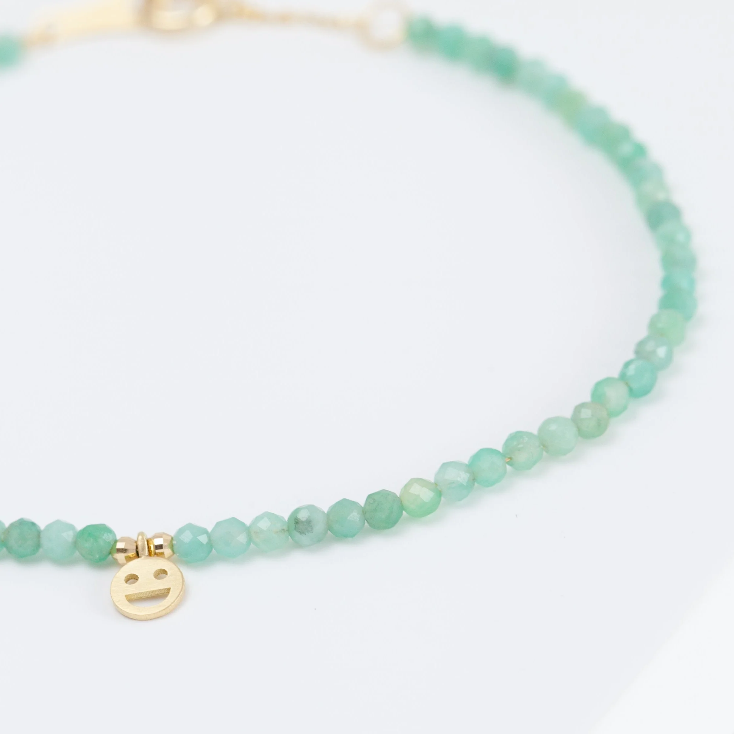 Smiley emerald beads bracelet - Mitchell's Manufacturing Jewel