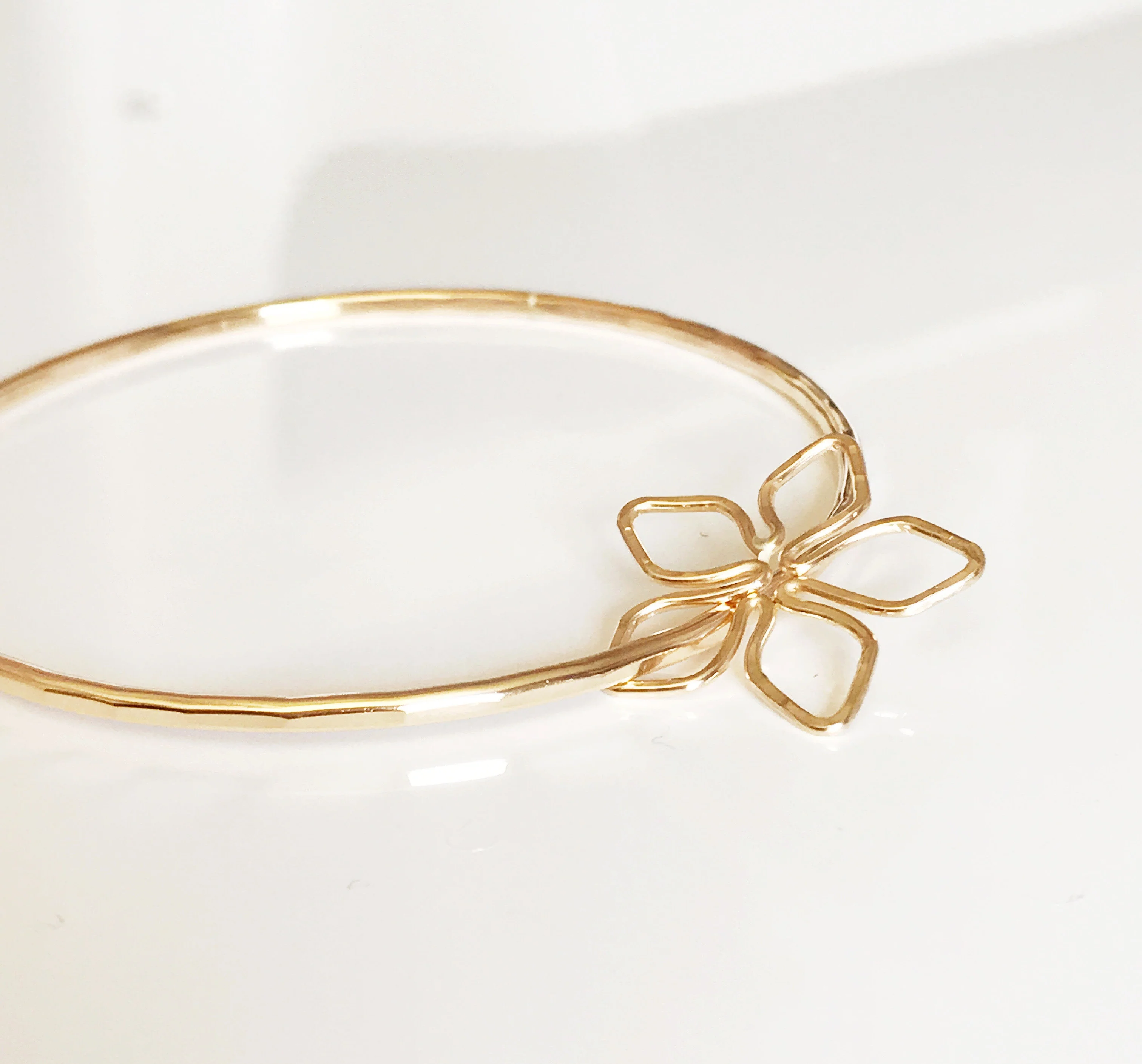 Bangle TIARE (B325) - Mitchell's Manufacturing Jewel