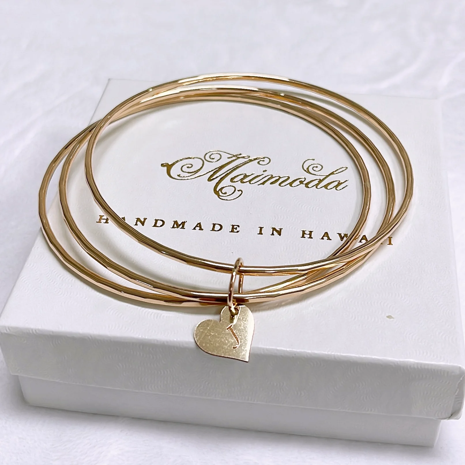 Naomi bangles set (B280) - Mitchell's Manufacturing Jewel