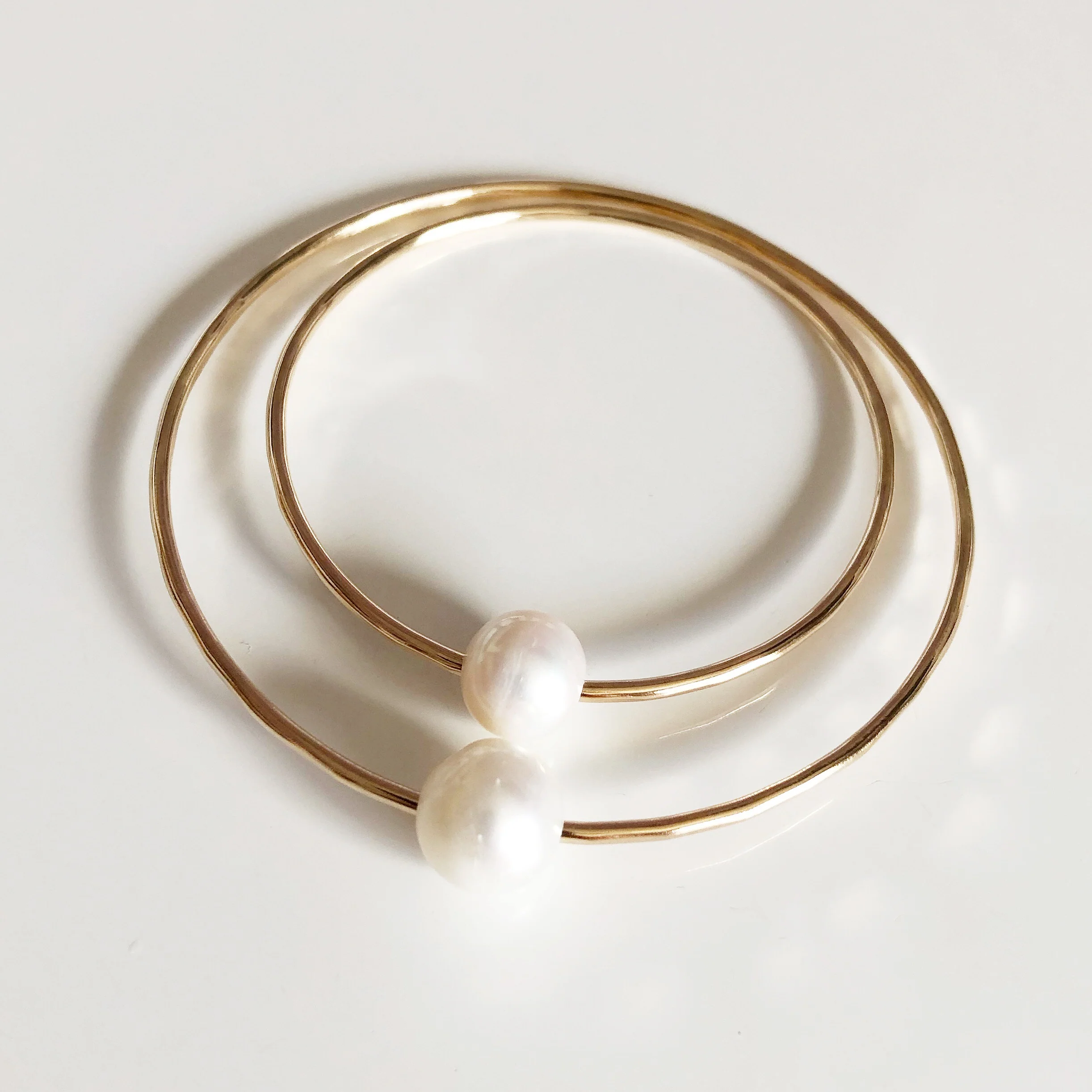 Amelia bangles set - white pearl (B154) - Mitchell's Manufacturing Jewel
