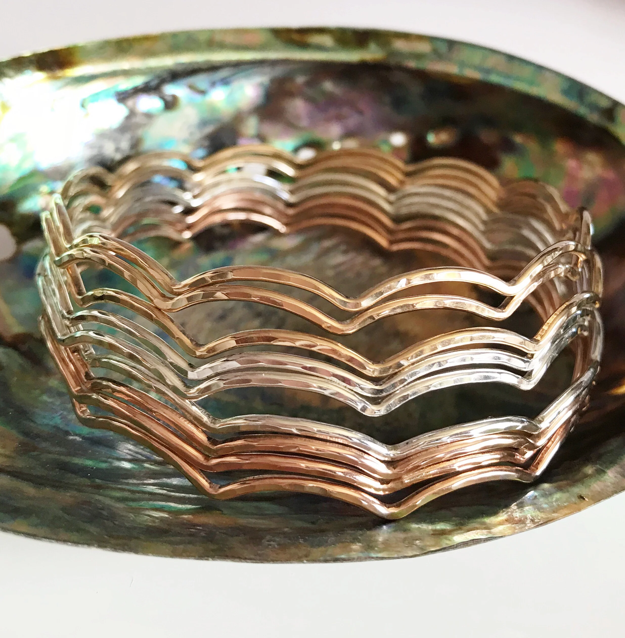 Bangle TOMI (B335) - Mitchell's Manufacturing Jewel