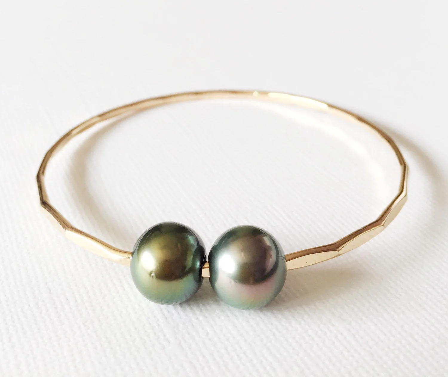 Bangle Ani (B232) - Mitchell's Manufacturing Jewel