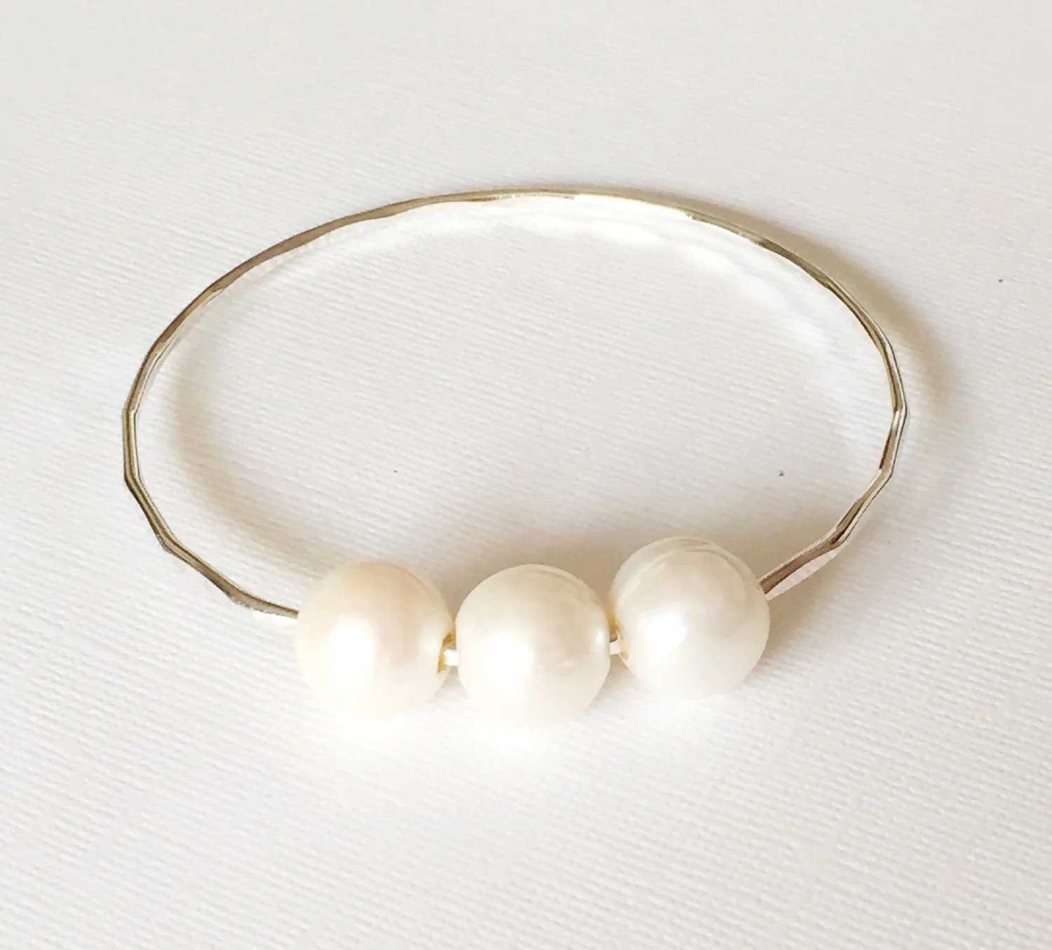Bangle Paige (B111) - Mitchell's Manufacturing Jewel