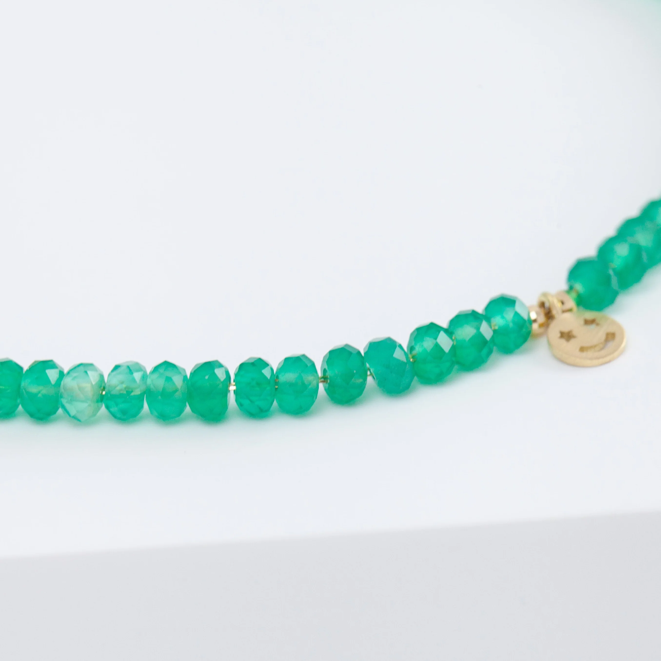 Smiley green onyx beads bracelet - Mitchell's Manufacturing Jewel