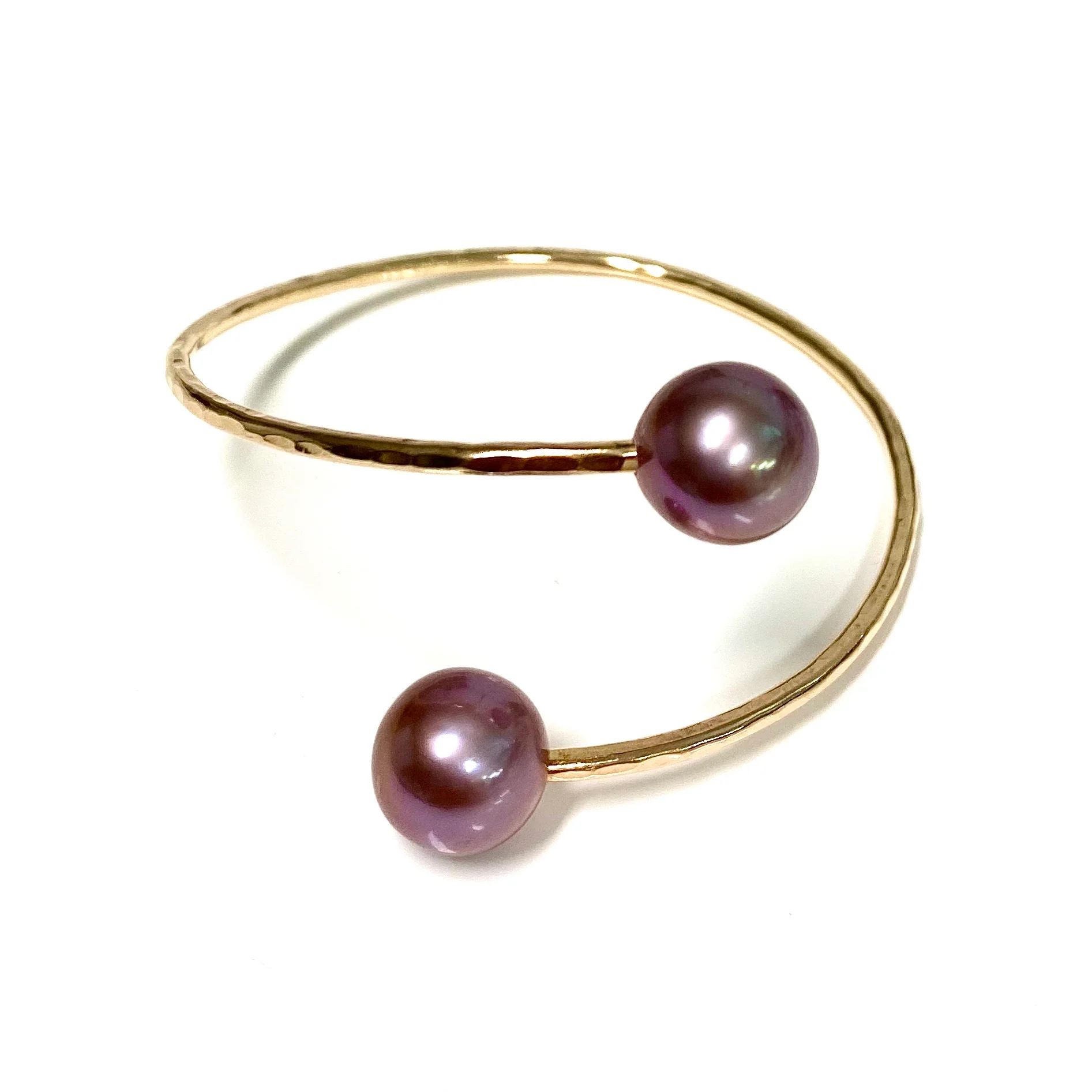 Cuff LEIA - purple Edison pearls - Mitchell's Manufacturing Jewel
