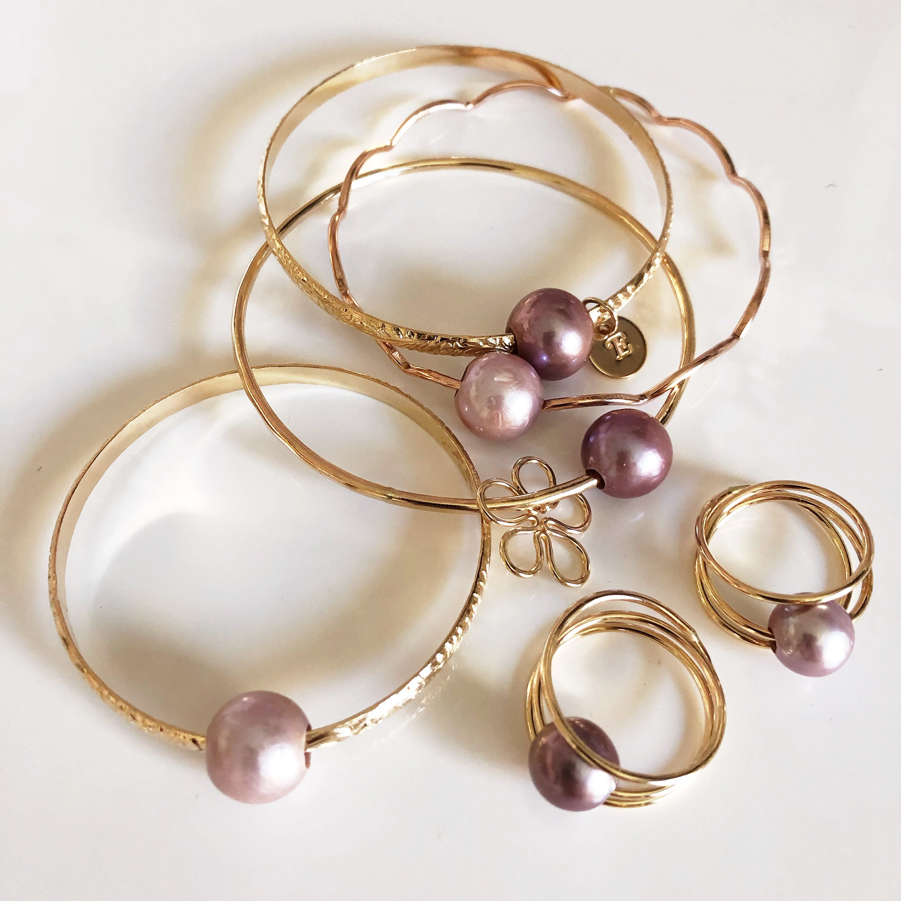 Bangle ALII - lavender Edison pearl (B343) - Mitchell's Manufacturing Jewel