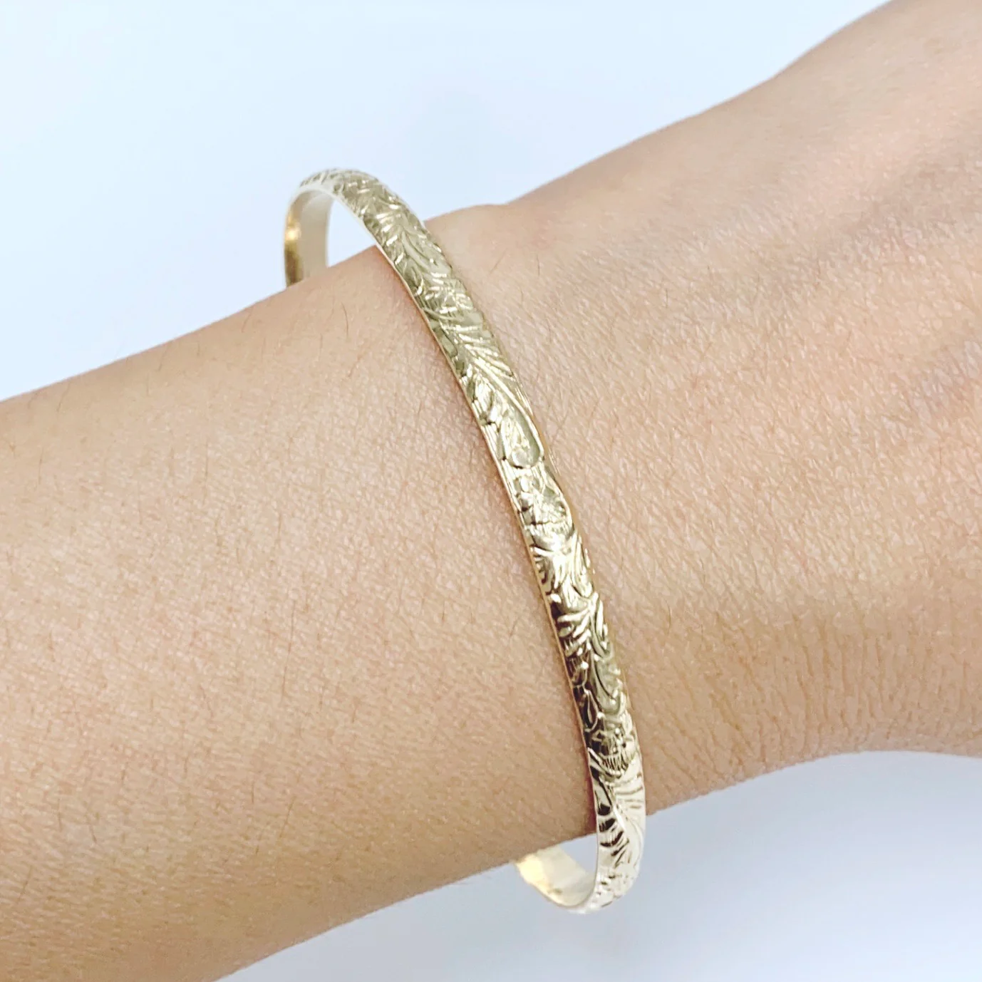 Bangle Jasmin - 4mm ( B287) - Mitchell's Manufacturing Jewel