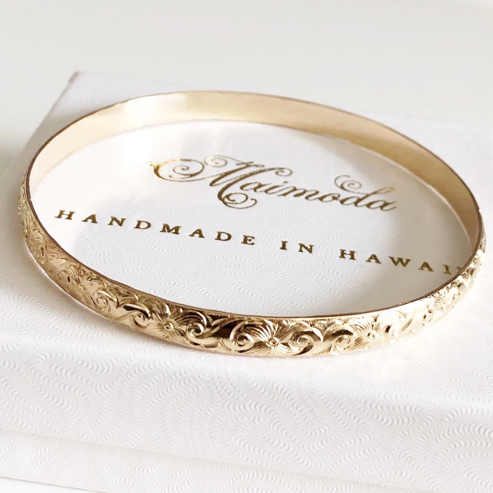 Bangle Jasmin - 6mm heirloom bangle (B423) - Mitchell's Manufacturing Jewel